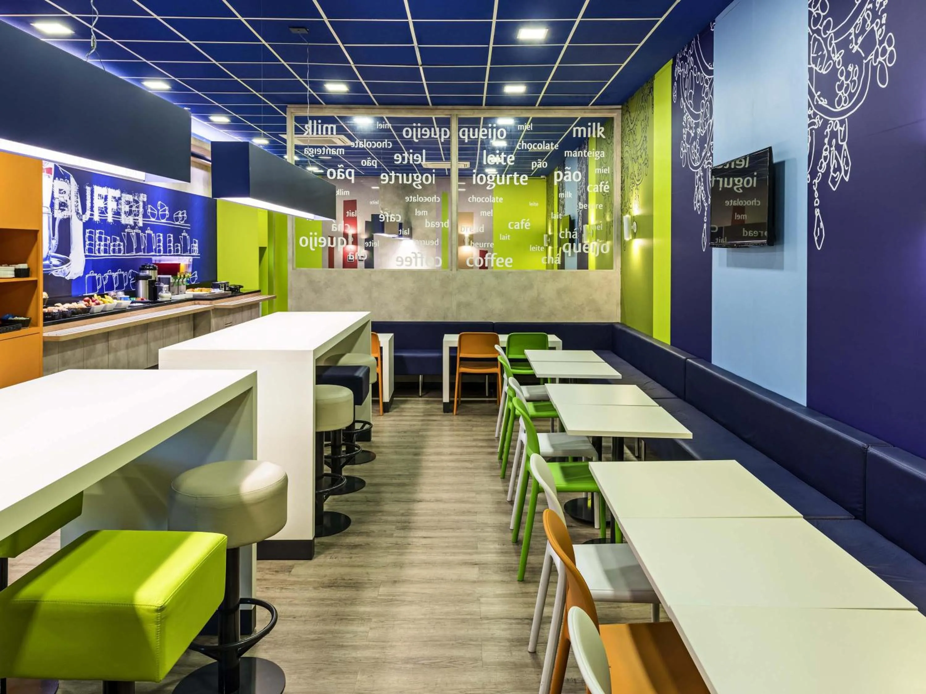 Property building in ibis budget RJ Praia de Botafogo