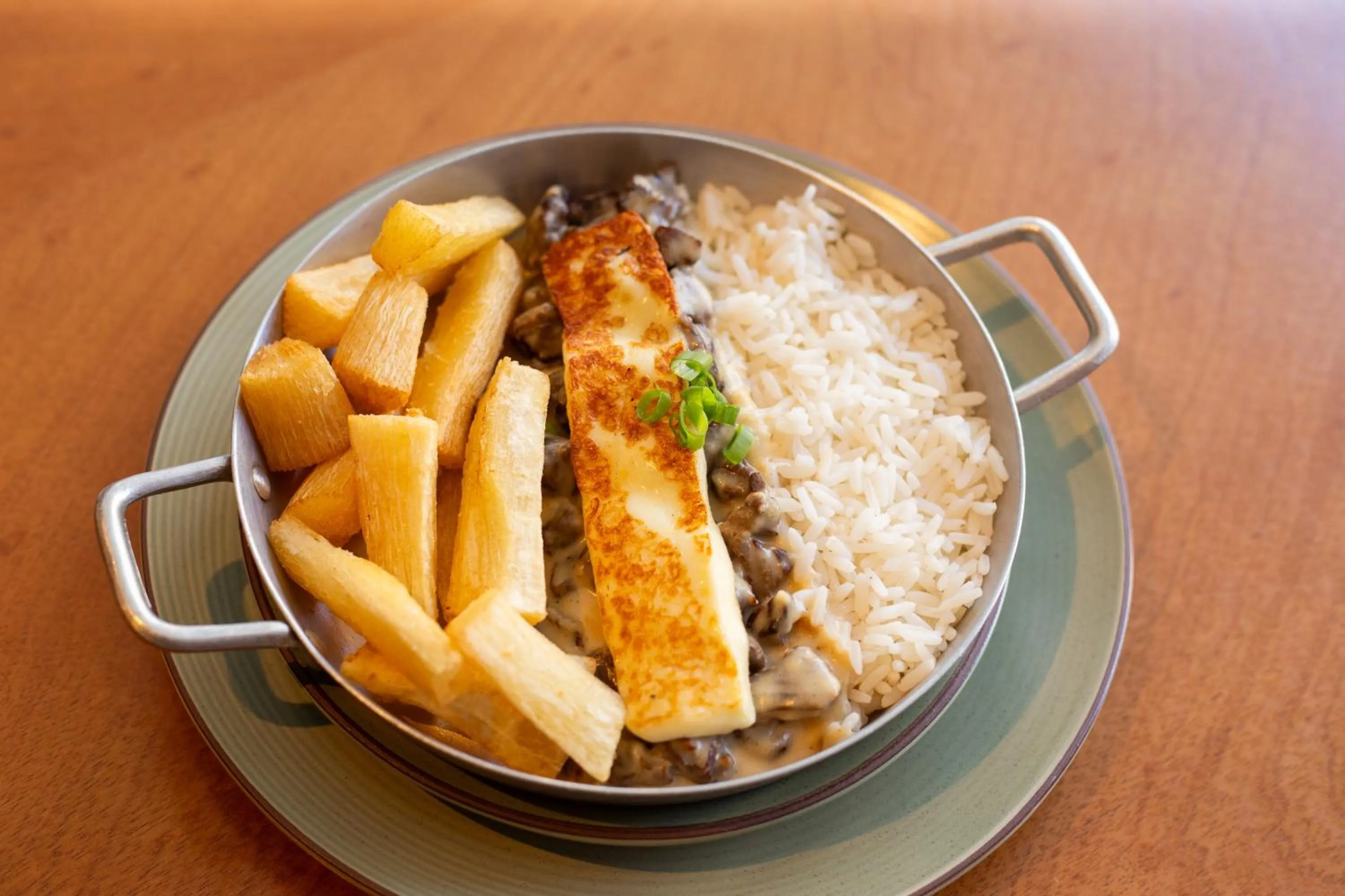 Restaurant/places to eat in Celi Connect Hotel Orla Aracaju