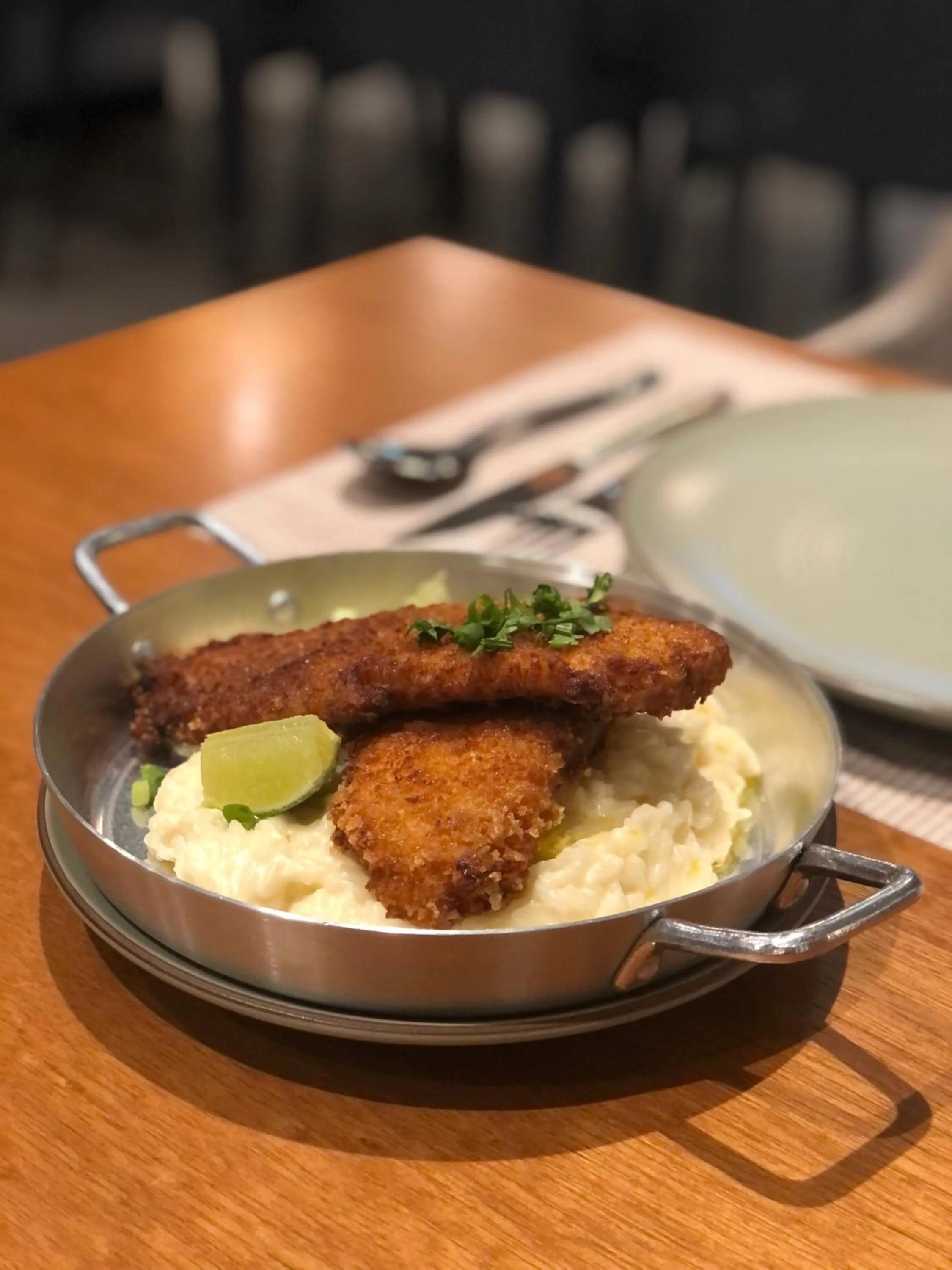 Restaurant/places to eat in Celi Connect Hotel Orla Aracaju