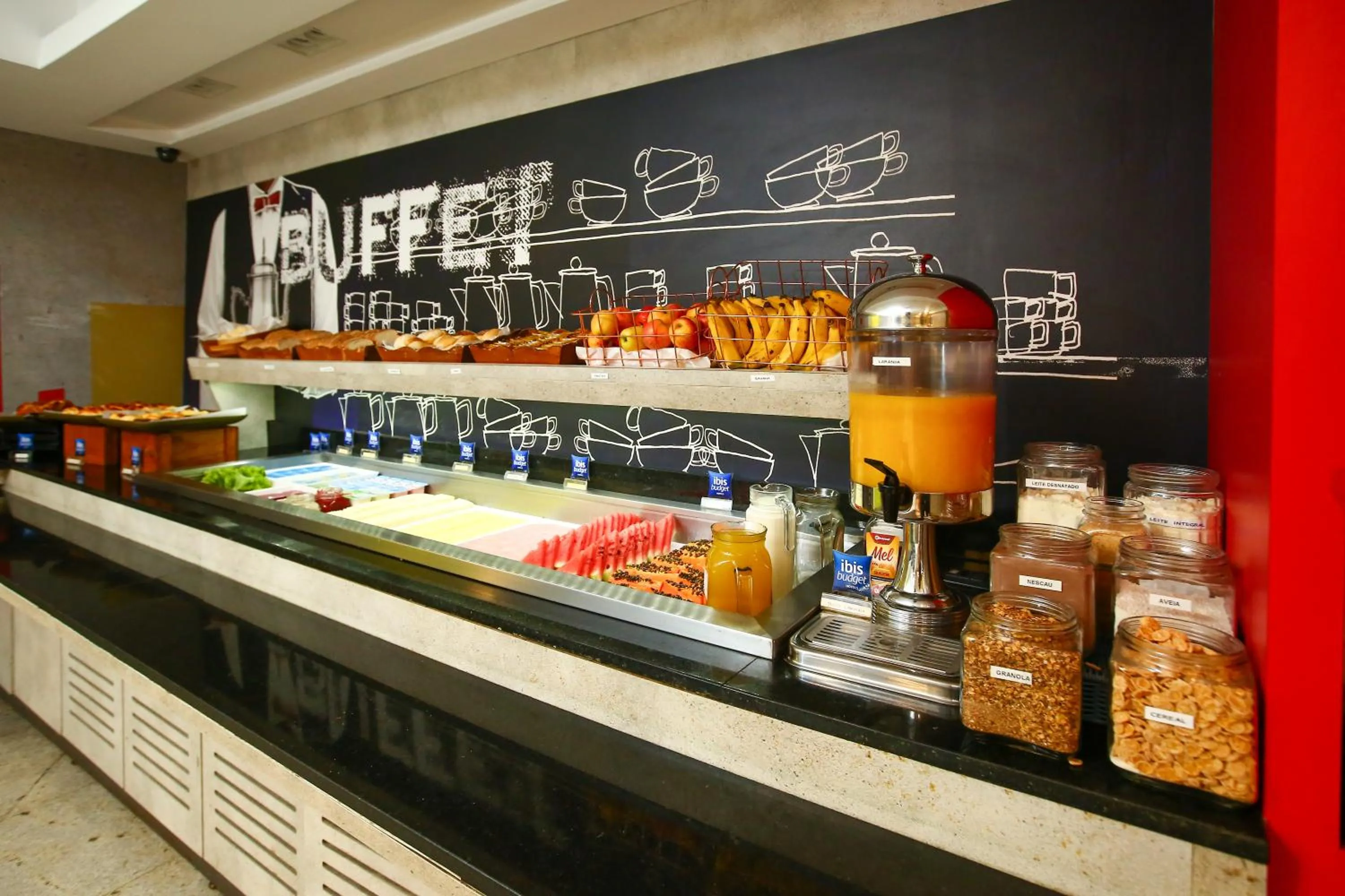 Food and drinks in ibis budget RJ Copacabana