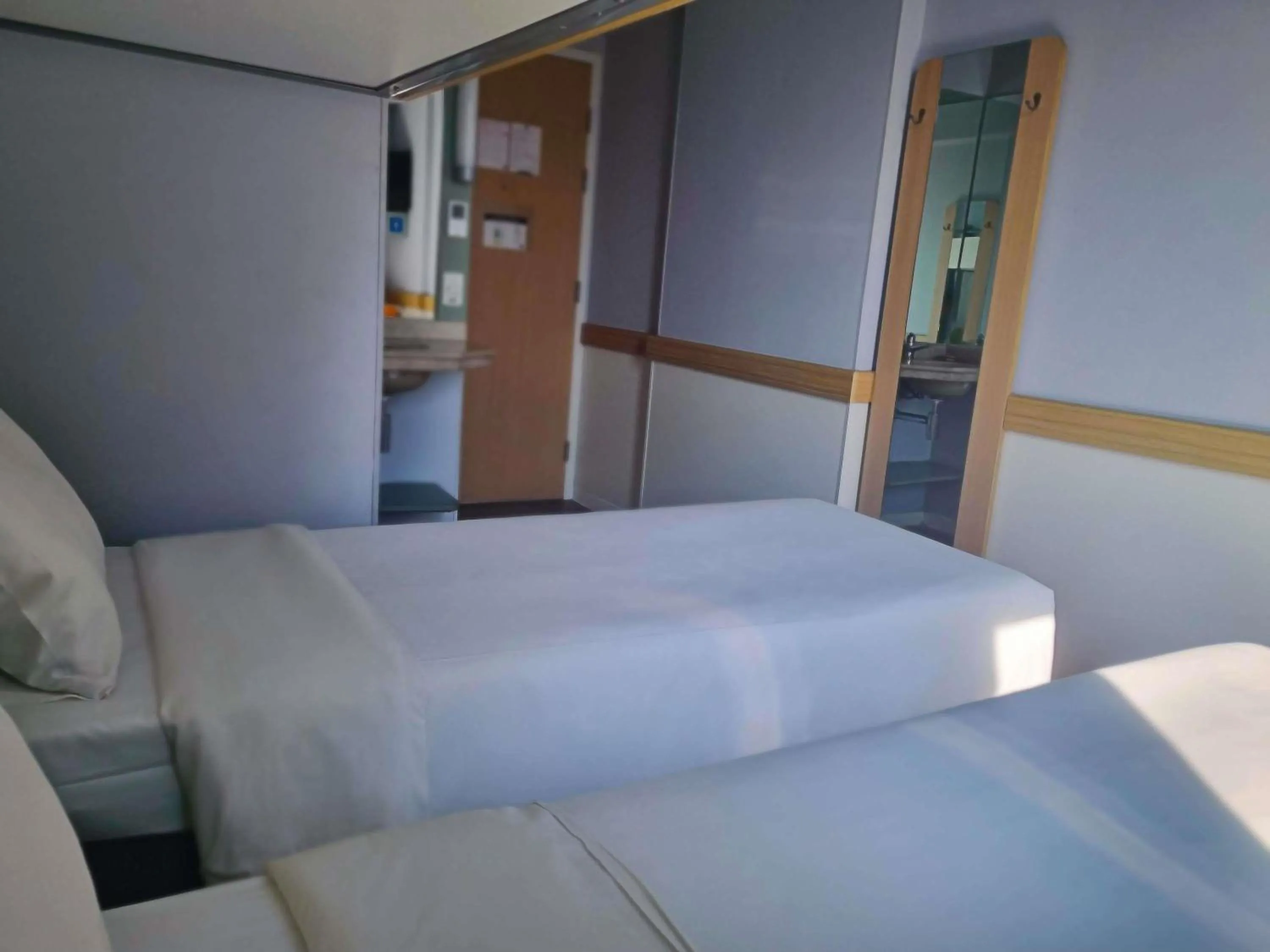 Bedroom, Bed in ibis budget RJ Copacabana