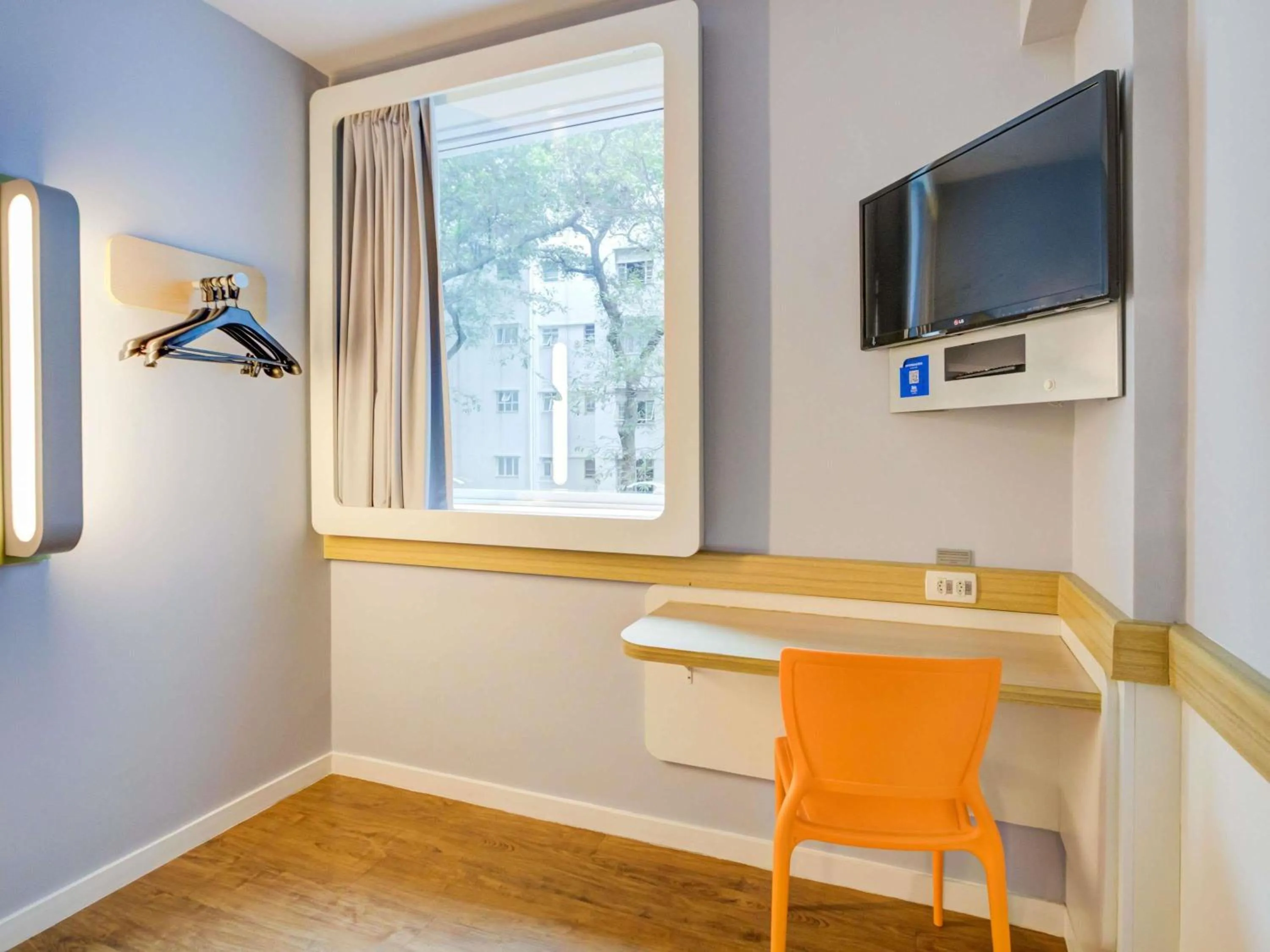 Bedroom in ibis budget RJ Copacabana