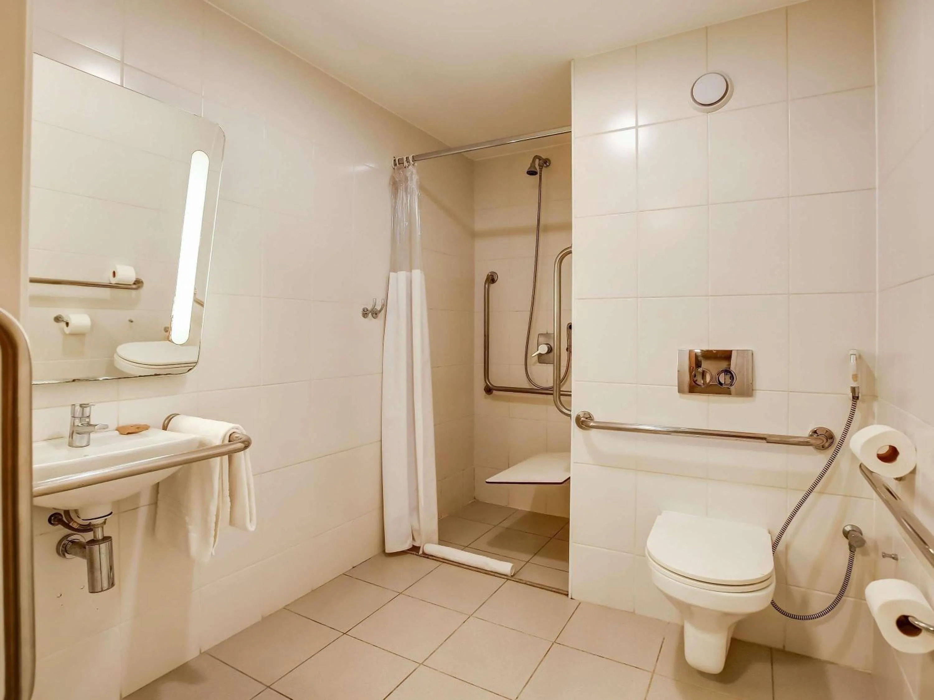 Bedroom in ibis budget RJ Copacabana