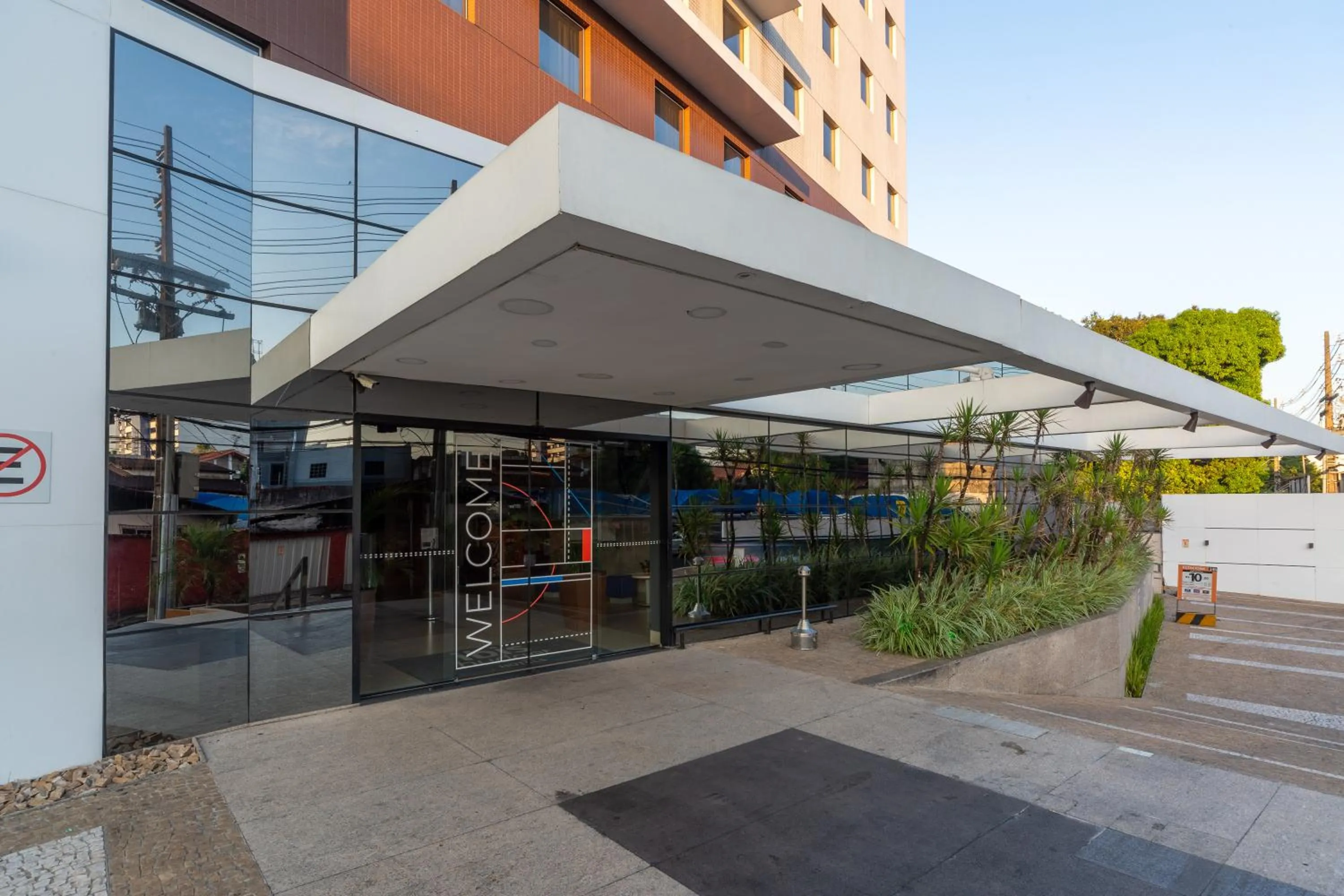 Property building in ibis budget Manaus