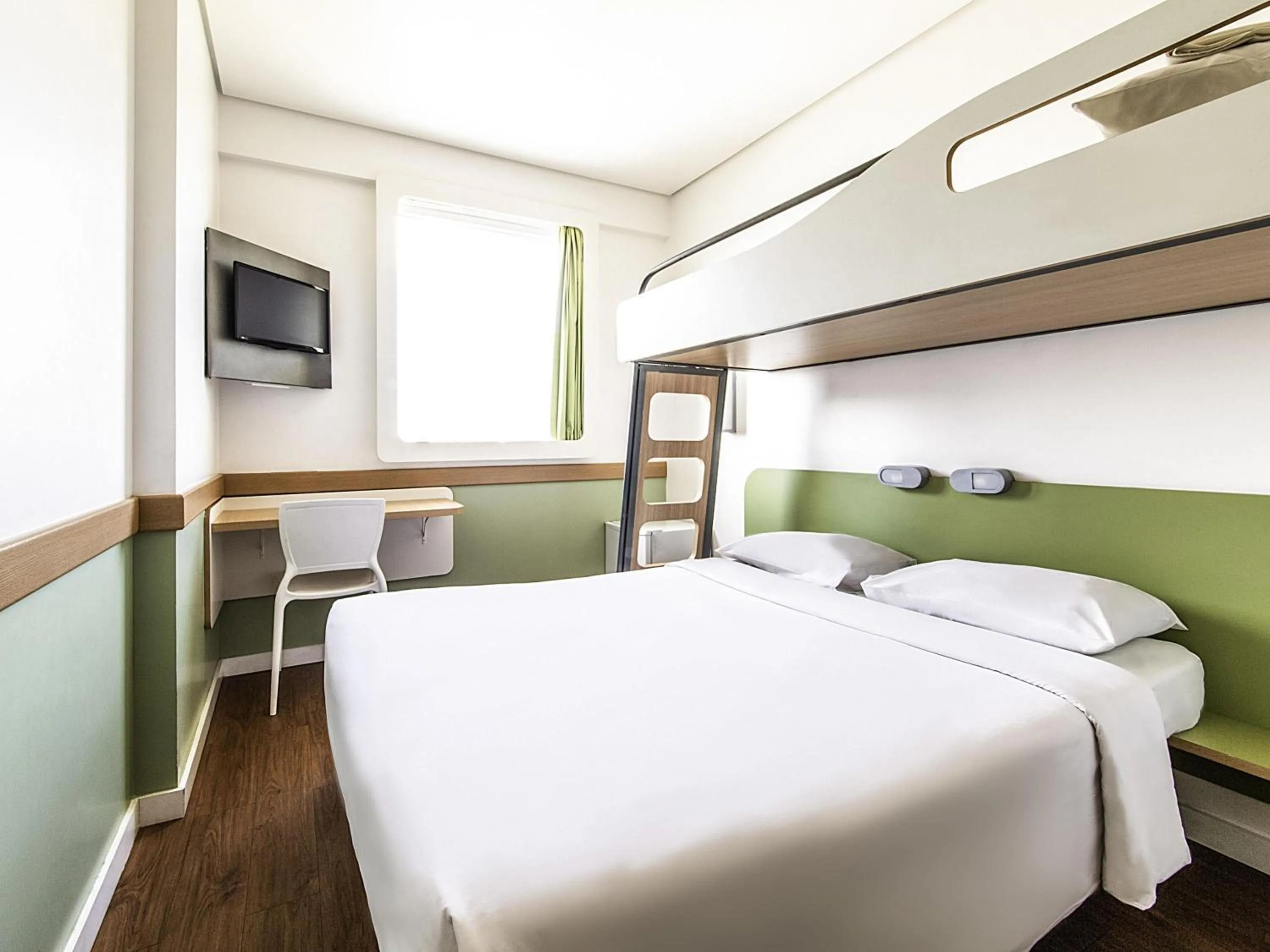 Bedroom, Bed in ibis budget Manaus