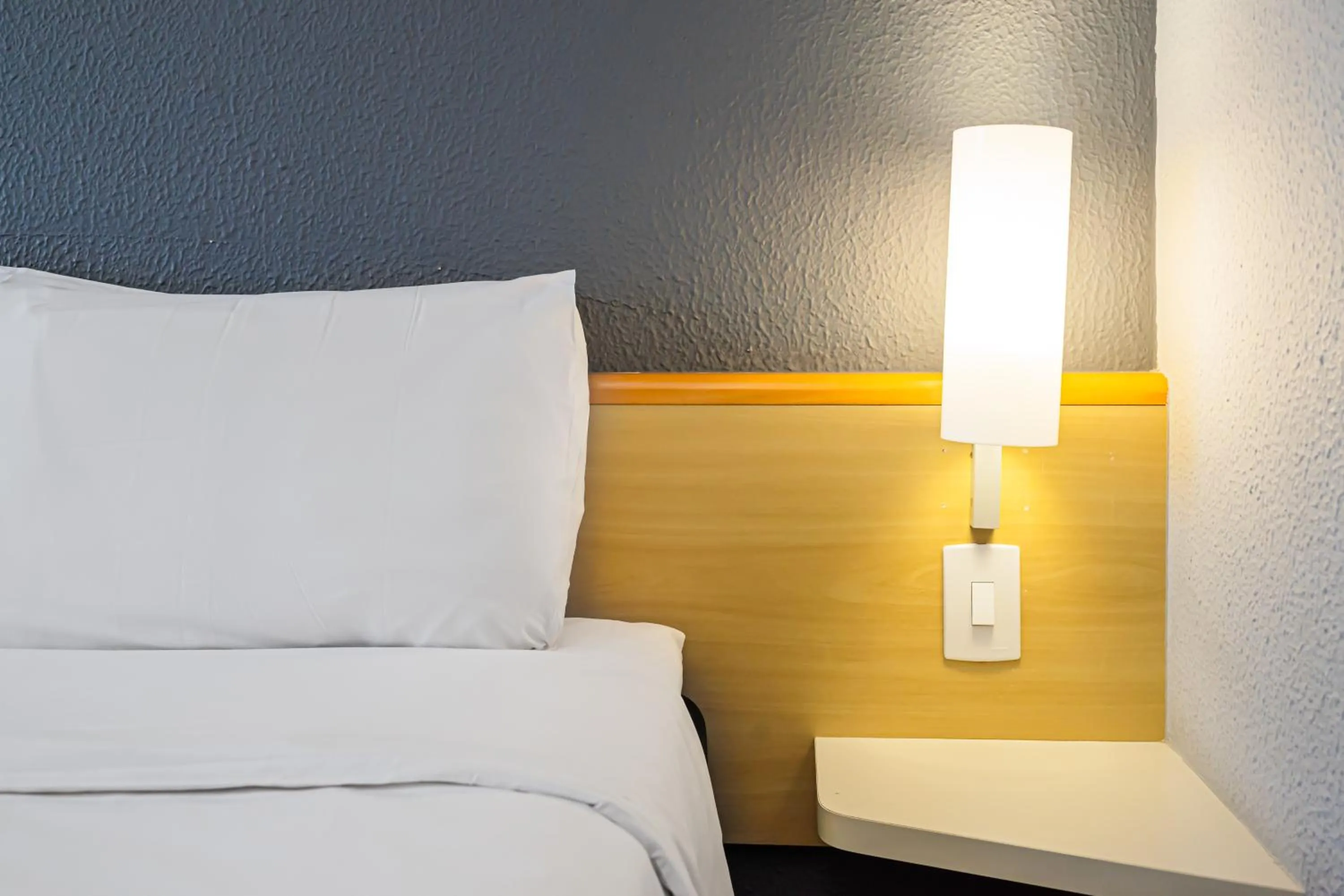 Bed in ibis Santo Andre