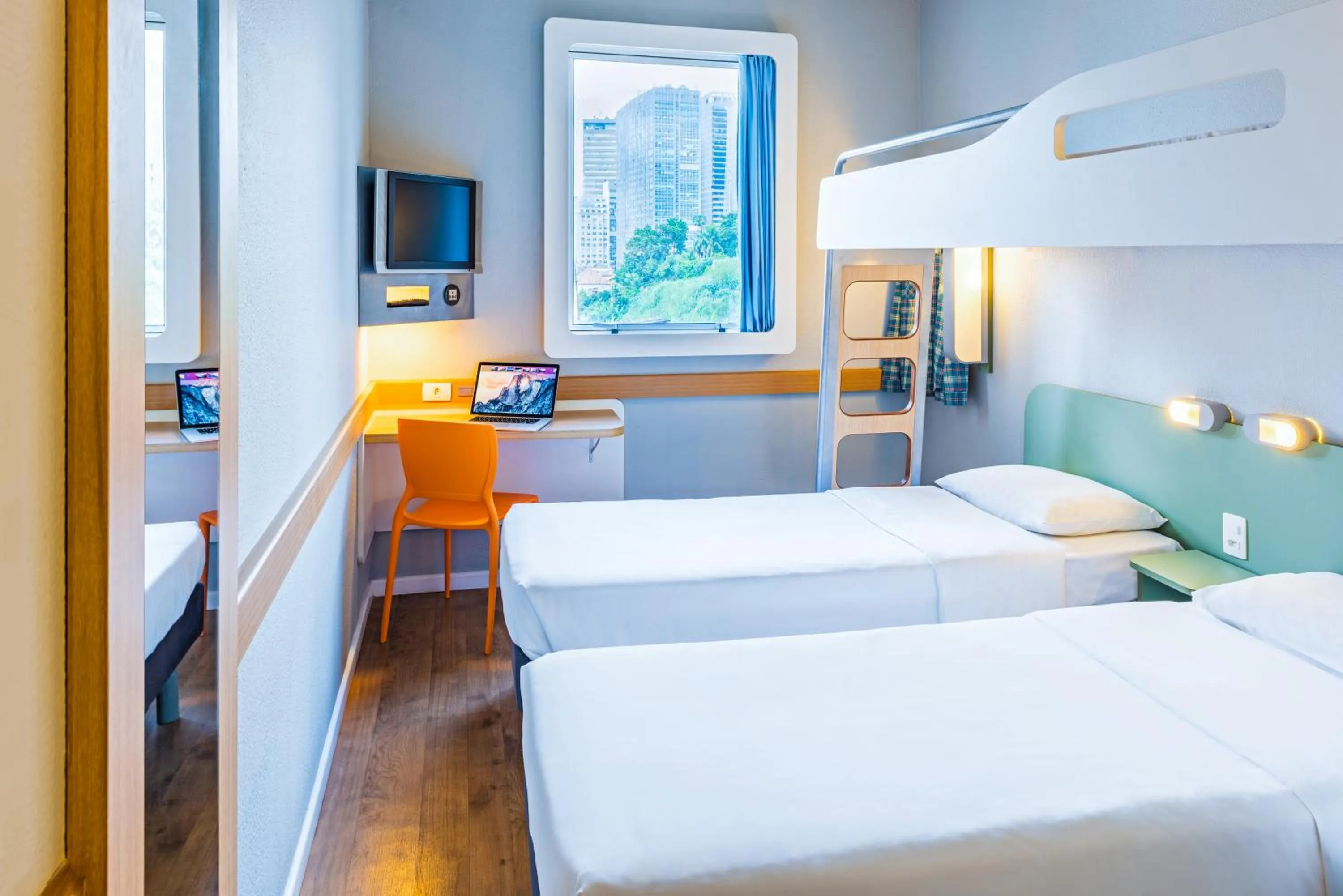 Photo of the whole room, Bed in ibis budget Belo Horizonte Minascentro