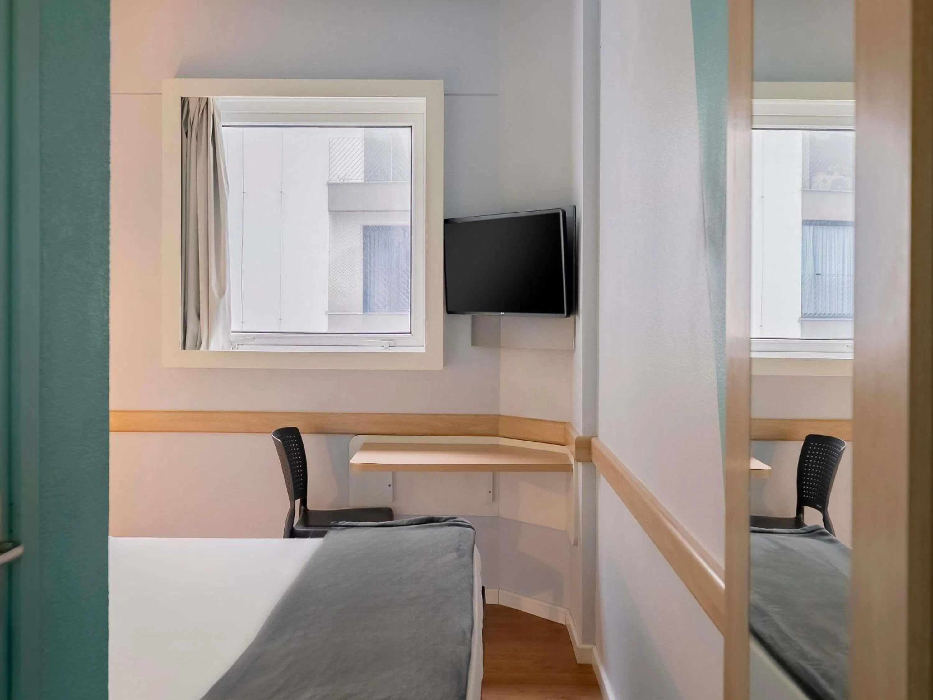 Bedroom, Bed in ibis budget Sao Paulo Jardins