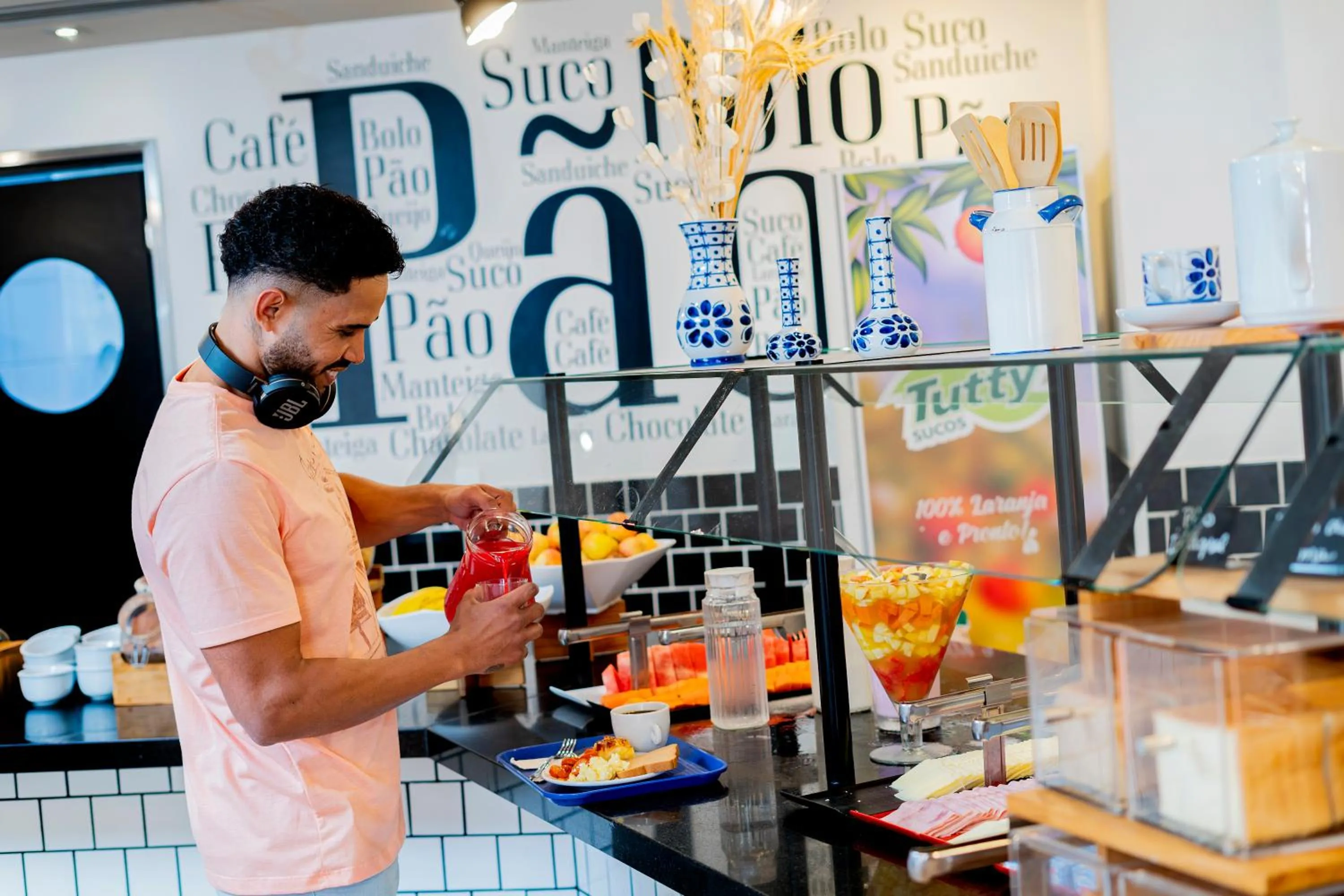 Restaurant/places to eat in ibis budget SP Centro Sao Joao