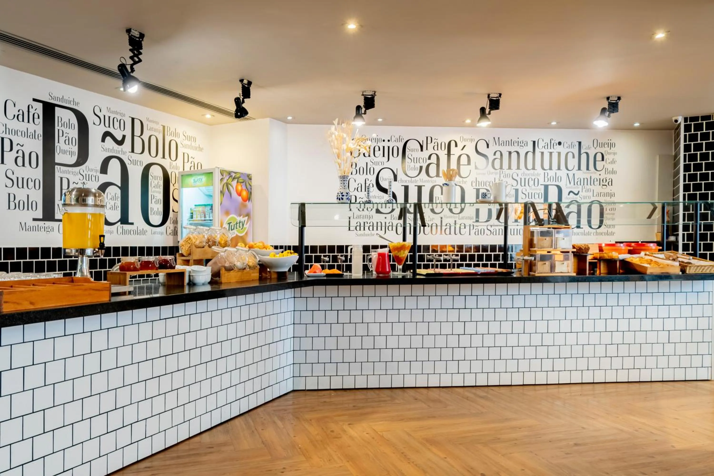 Food and drinks in ibis budget SP Centro Sao Joao