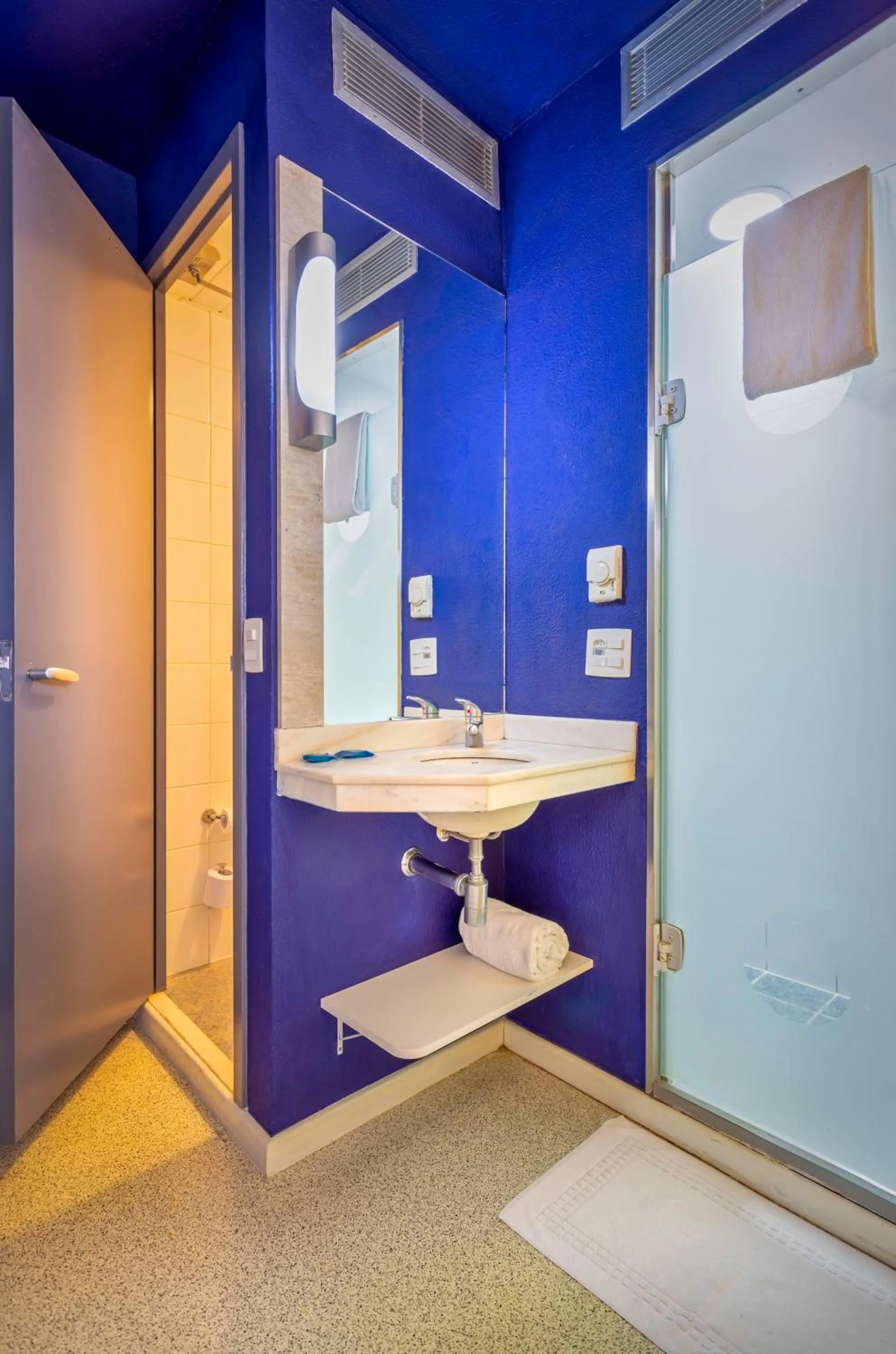 Bathroom in ibis budget SP Centro Sao Joao