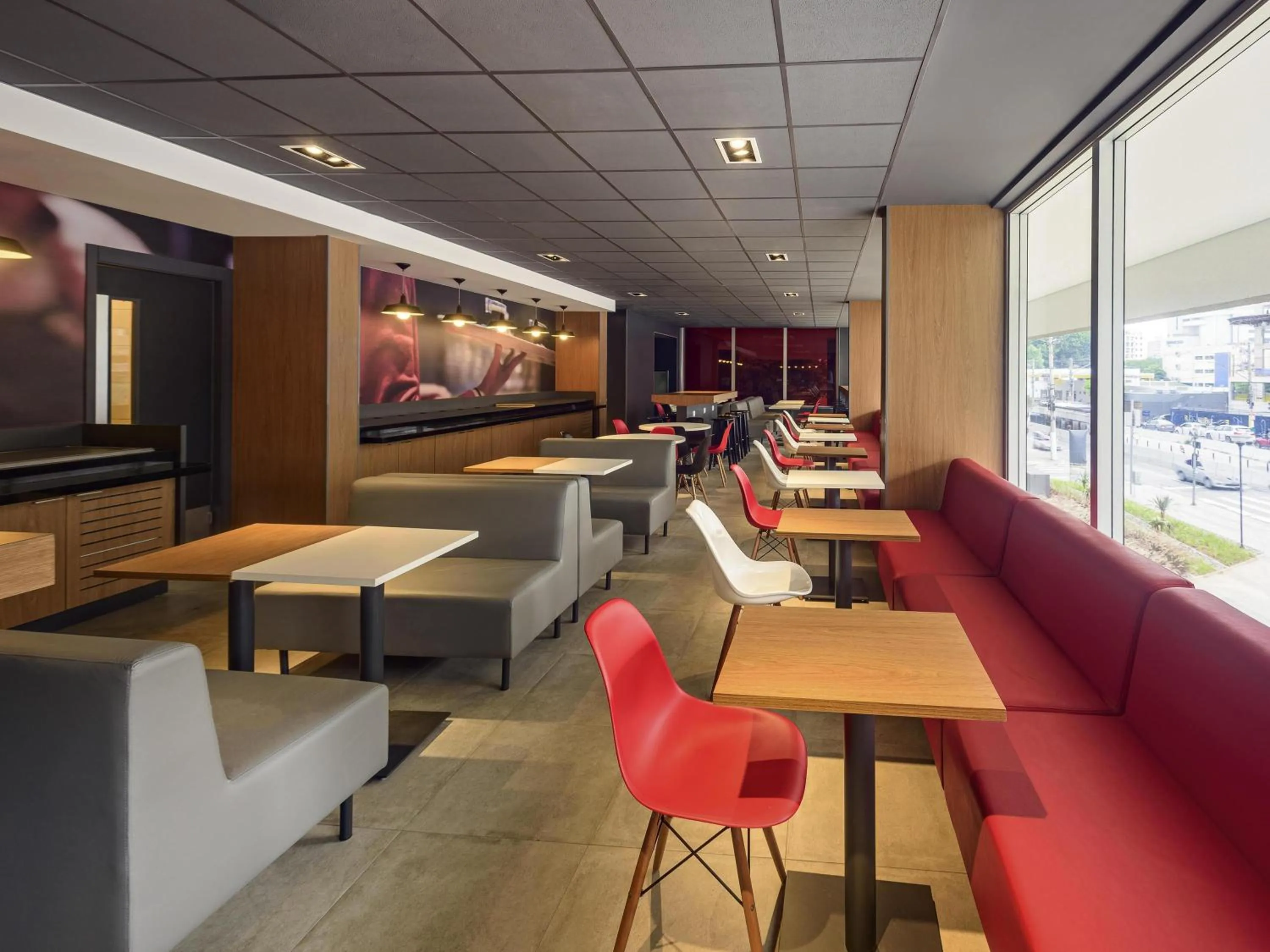 Restaurant/places to eat in ibis Sao Paulo Ibirapuera