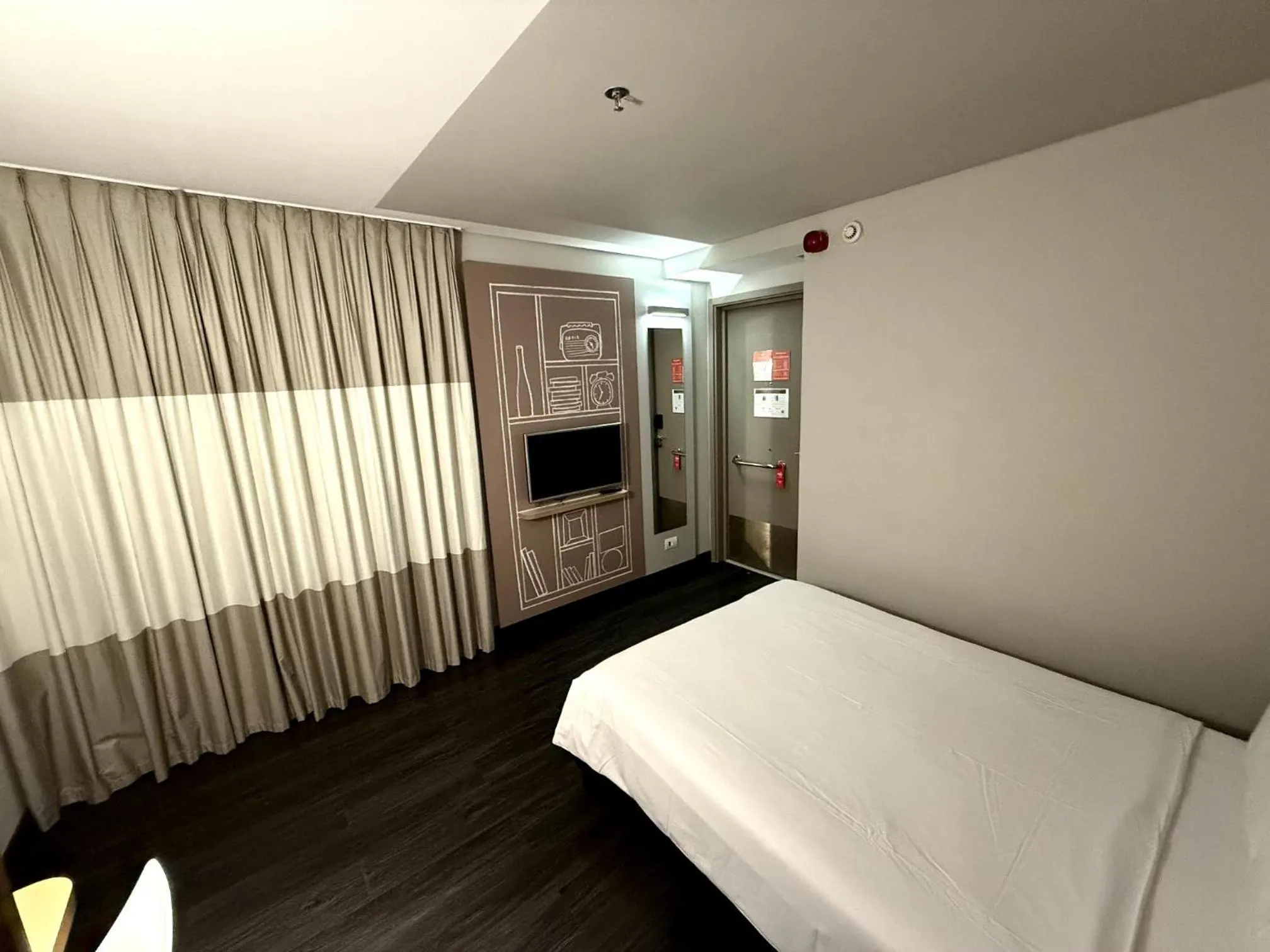 Bed in ibis Sao Paulo Ibirapuera