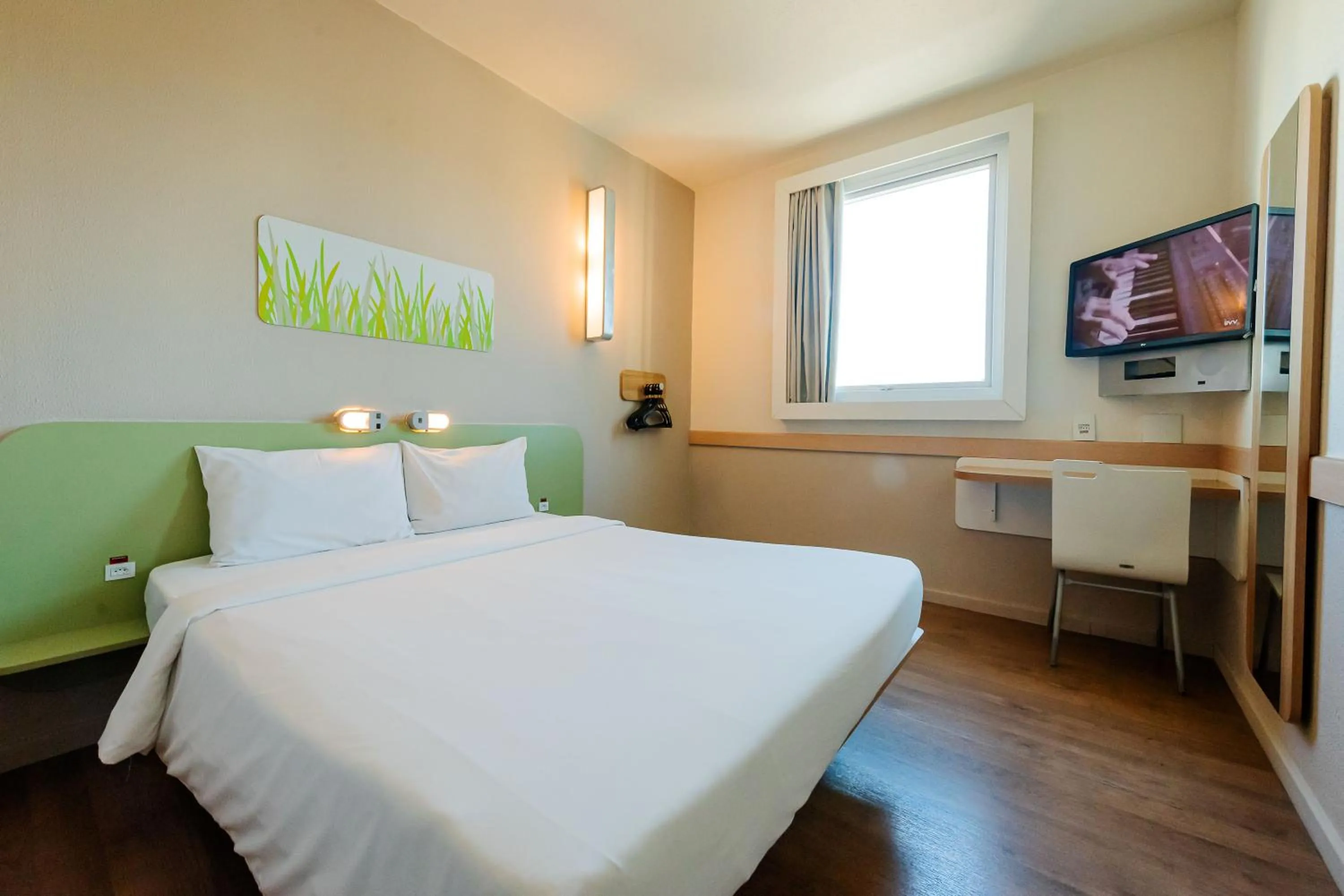 Bed in ibis budget Vitoria