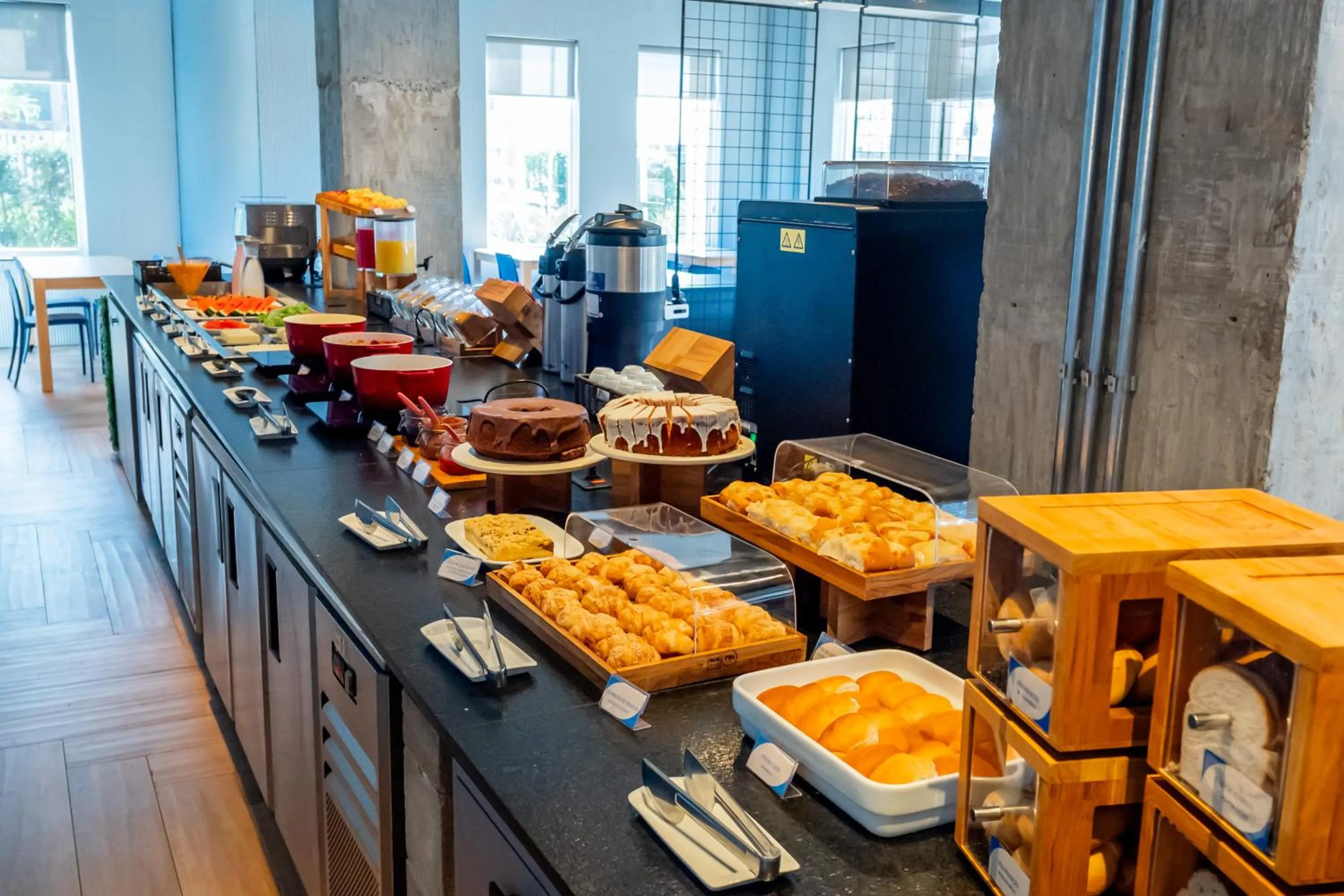 Breakfast in ibis budget Porto Alegre - Super Econômico