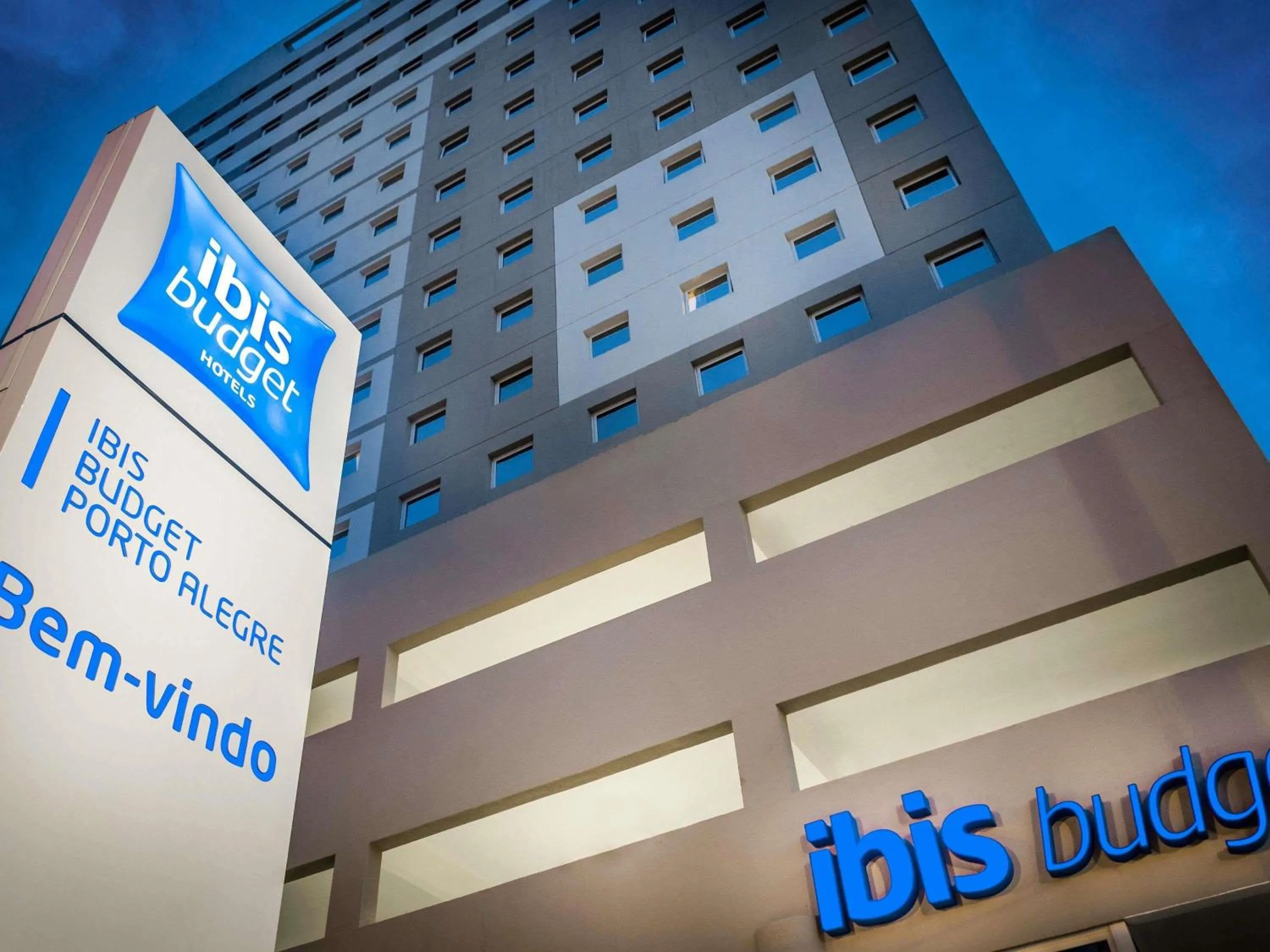 Property building in ibis budget Porto Alegre - Super Econômico