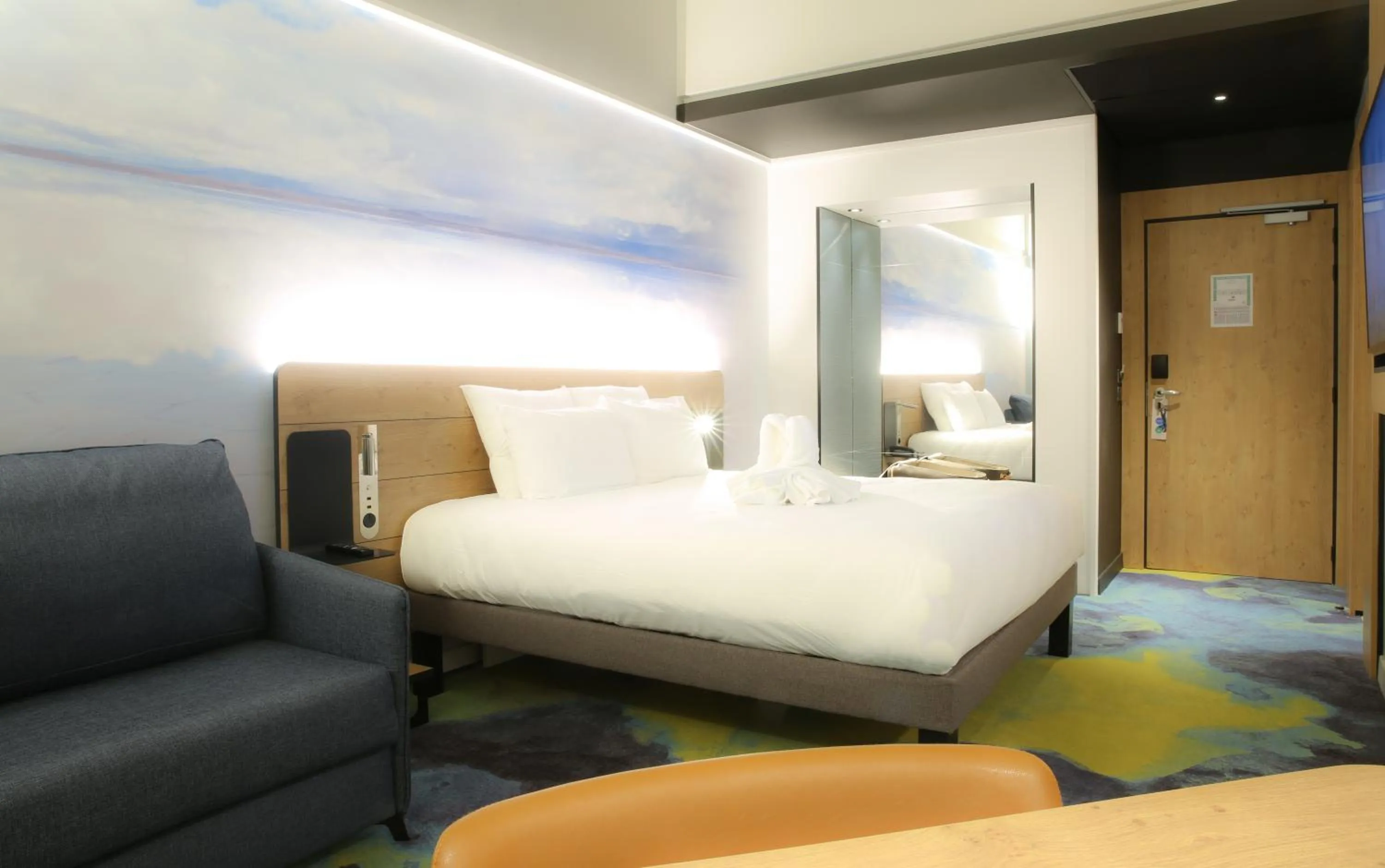 Bedroom, Bed in Novotel Saint Brieuc Centre Gare