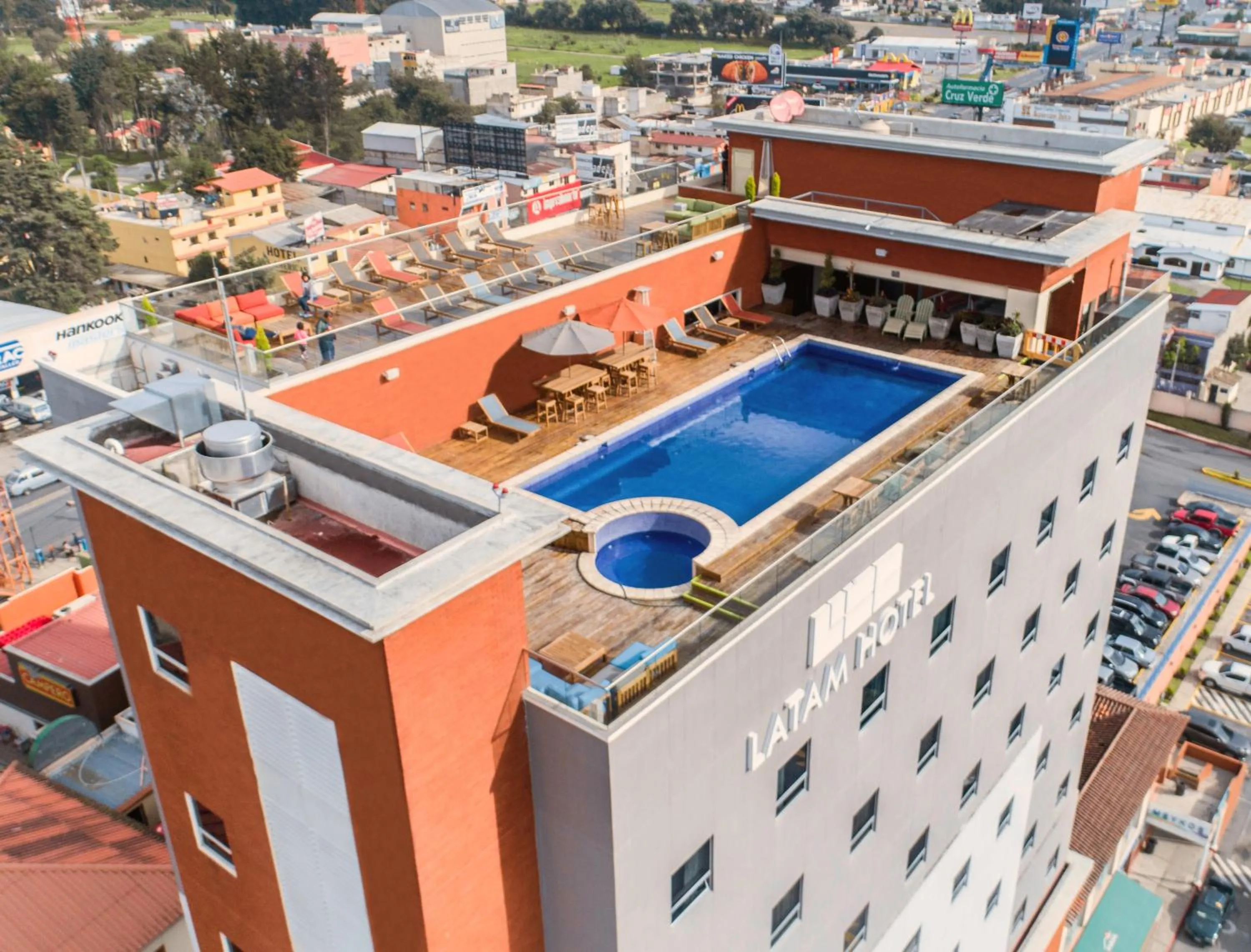 Pool view in LATAM HOTEL Plaza Pradera Quetzaltenango