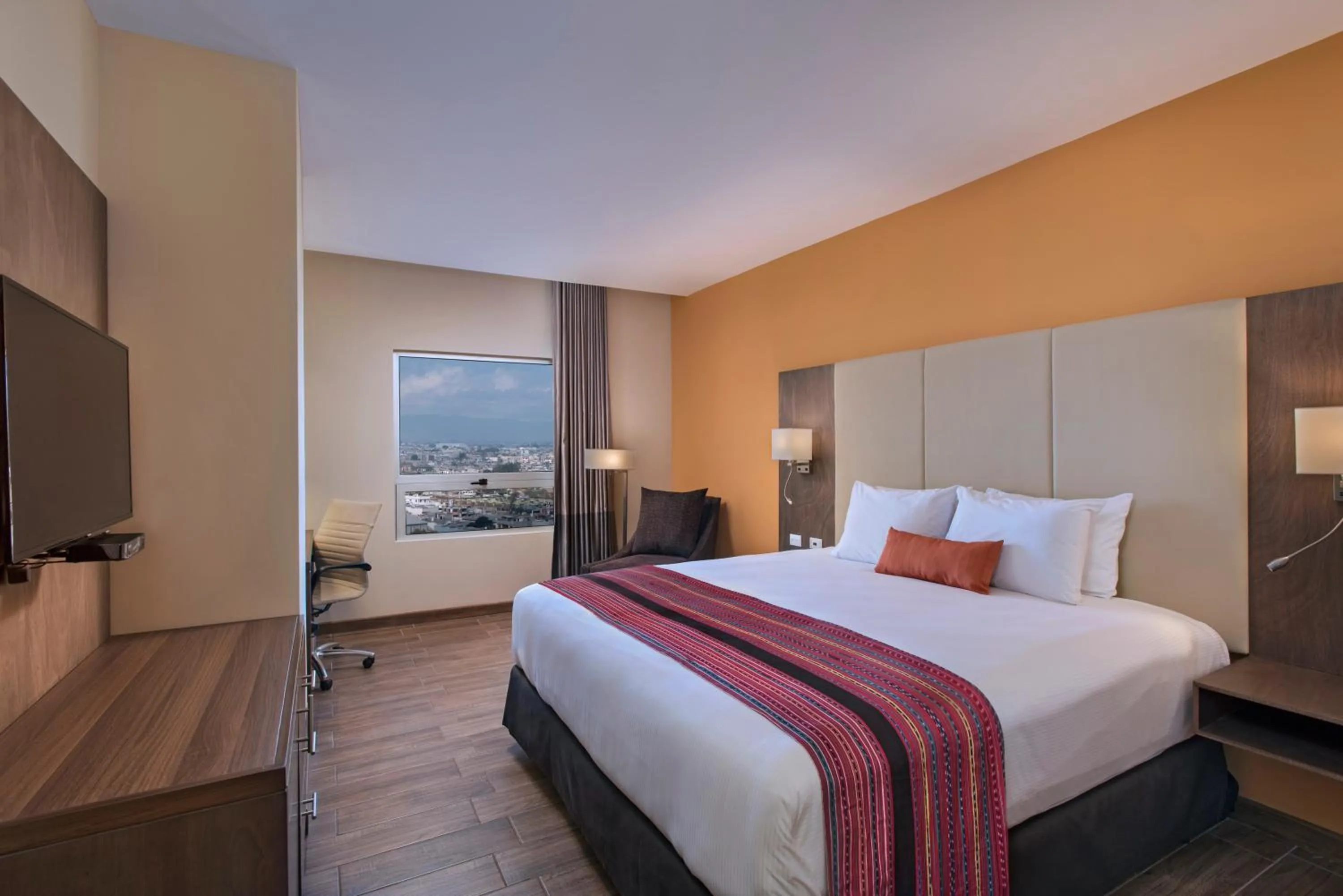 Executive king room - single occupancy - Executive floor  in LATAM HOTEL Plaza Pradera Quetzaltenango