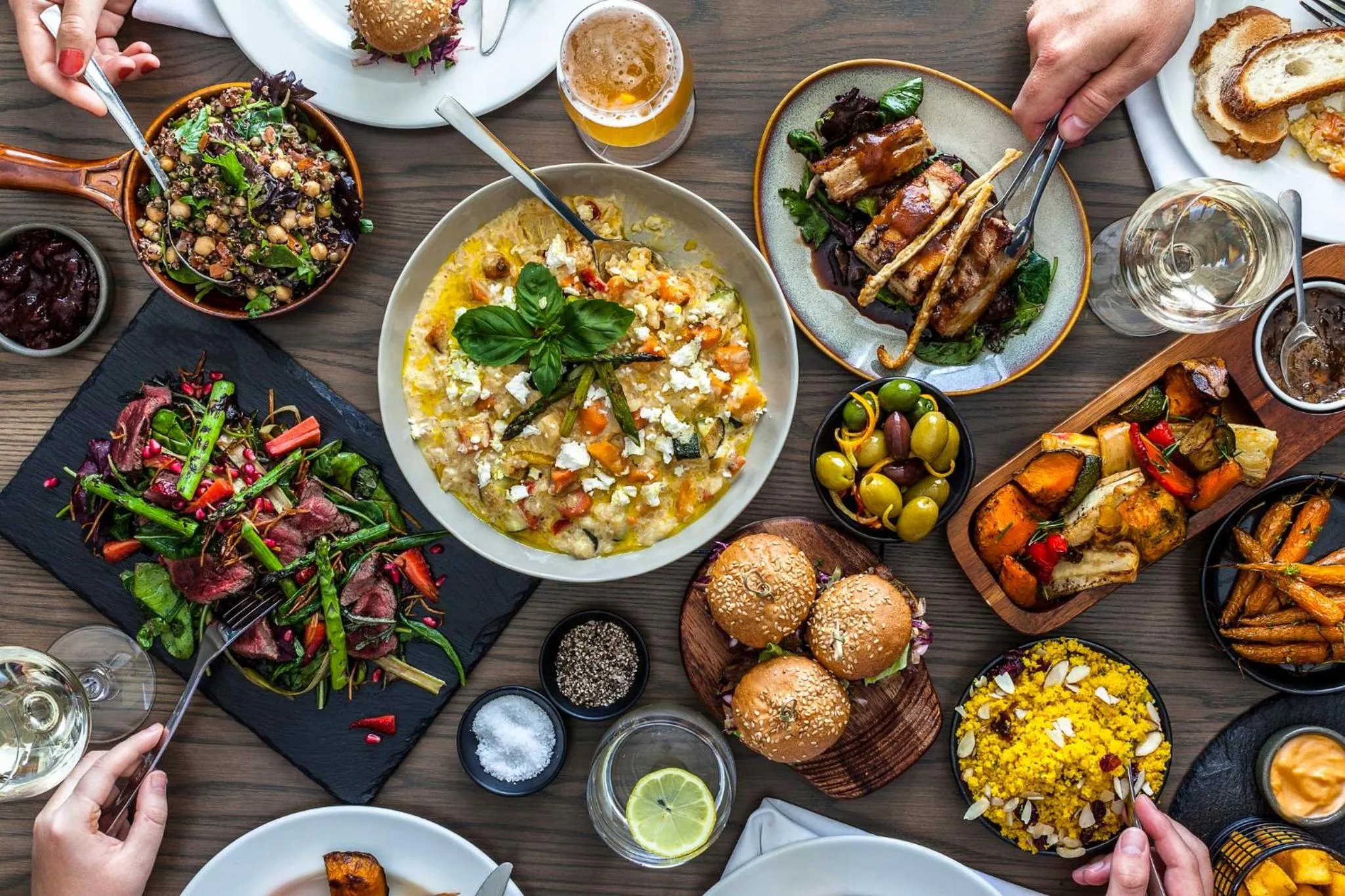 Restaurant/places to eat in Crowne Plaza Christchurch by IHG