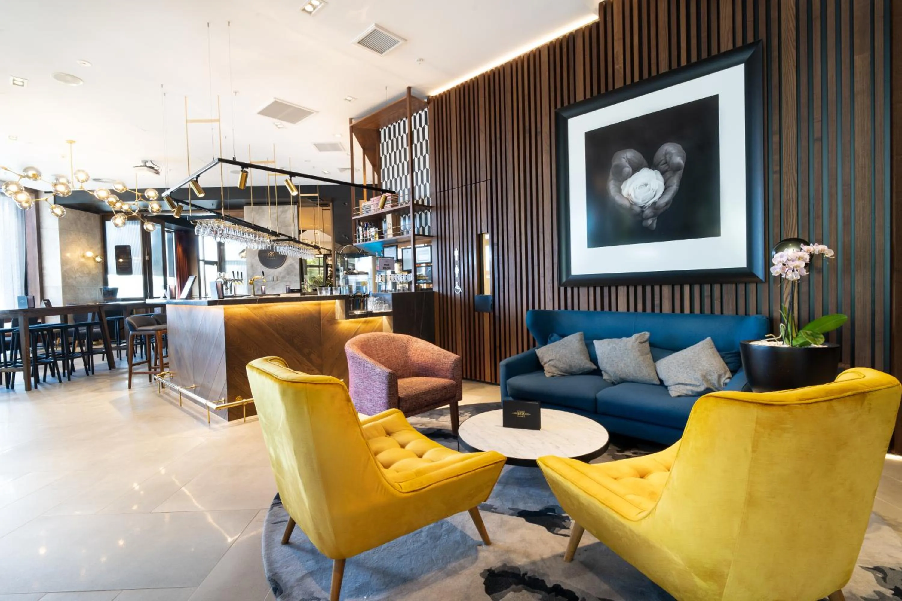 Lobby or reception in Crowne Plaza Christchurch by IHG