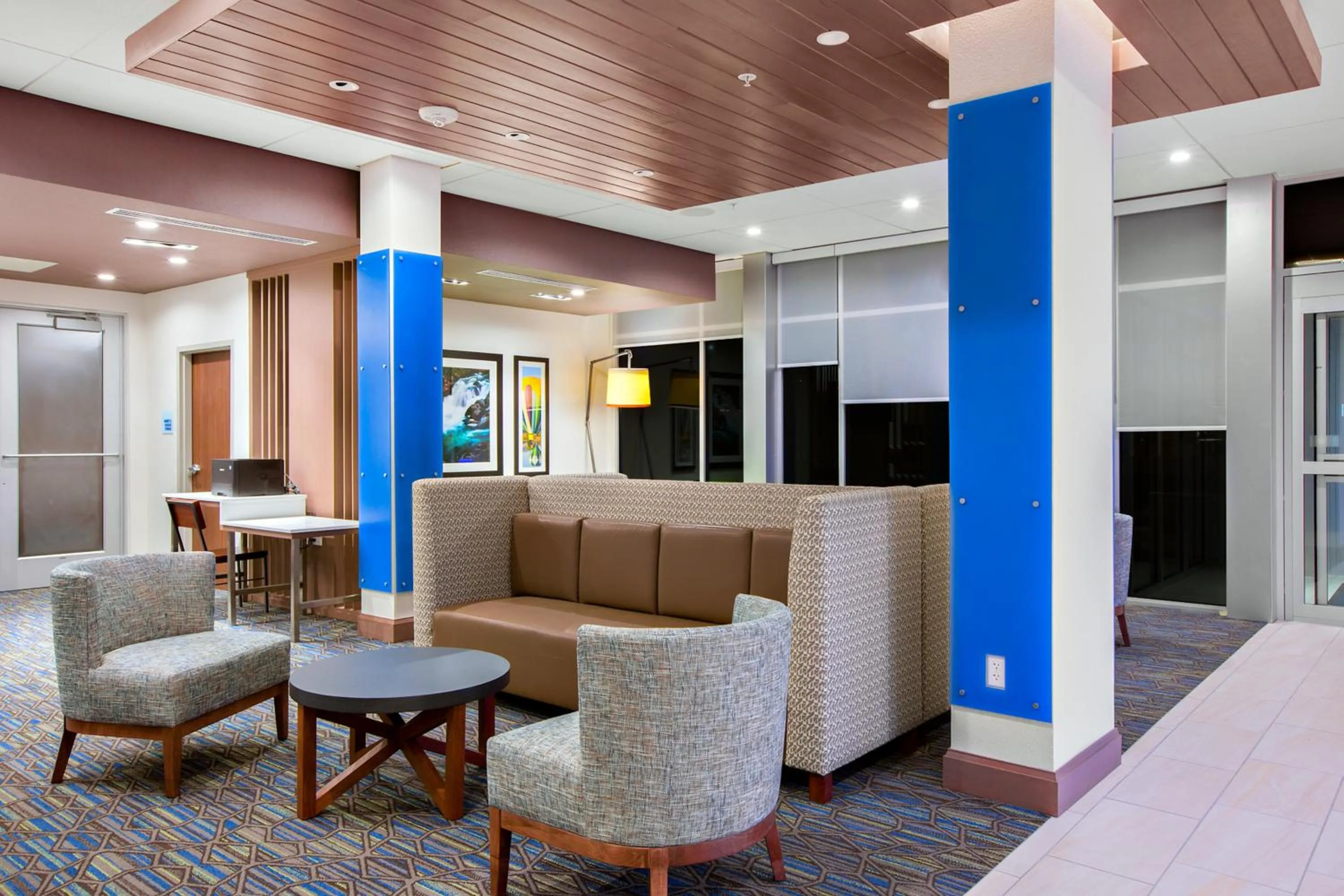 Property building in Holiday Inn Express & Suites - Prosser - Yakima Valley Wine by IHG