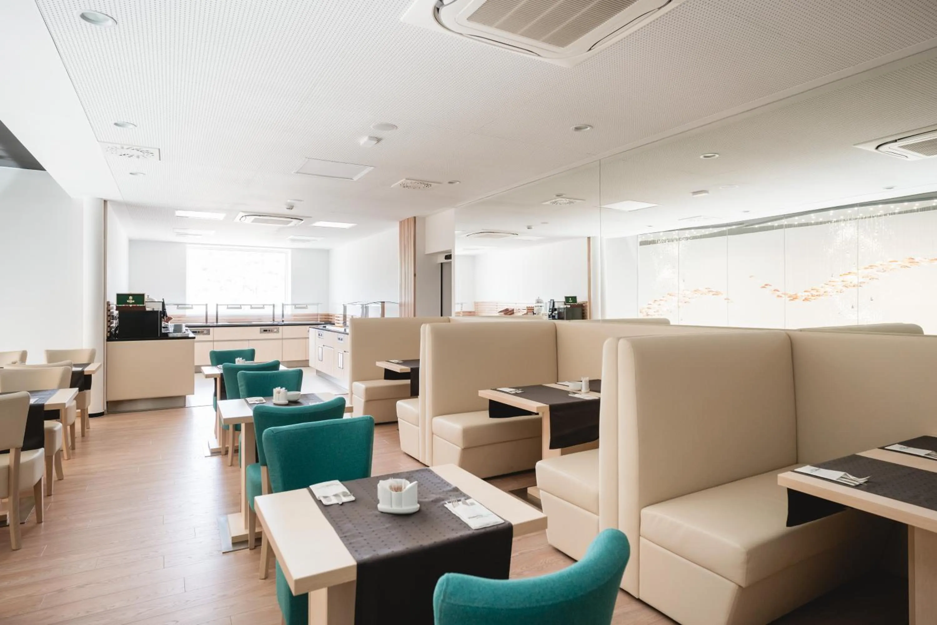 Restaurant/places to eat in Hotel Thermal ŠÍRAVA