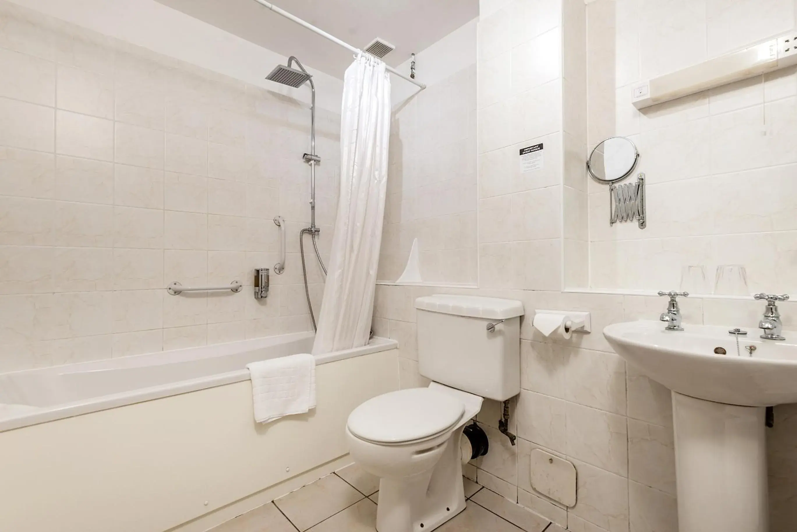 Twin Room - single occupancy in The Well guesthouse Twin Room - single occupancy in The Well guesthouse