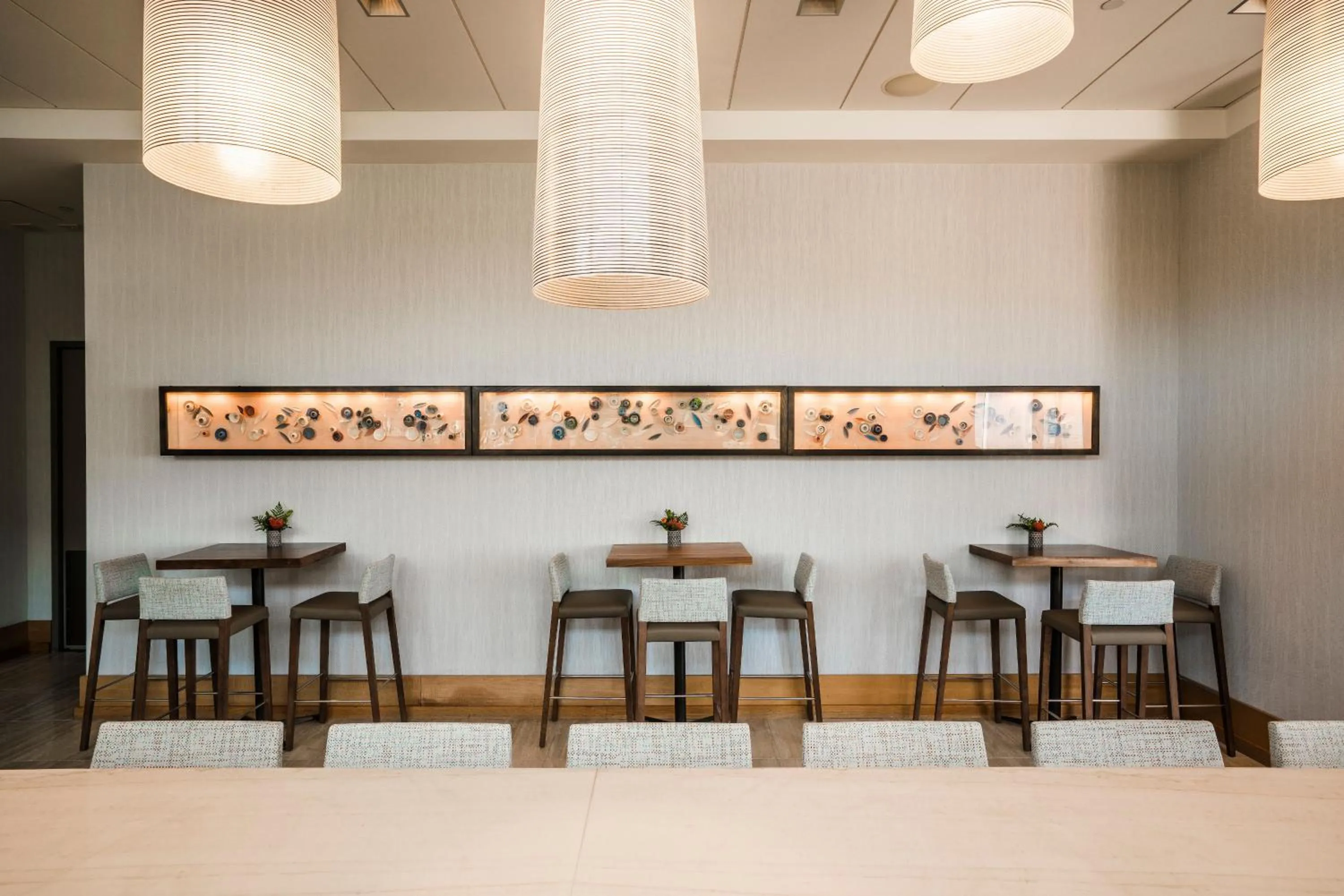 Lounge or bar in InterContinental The Clement Monterey by IHG