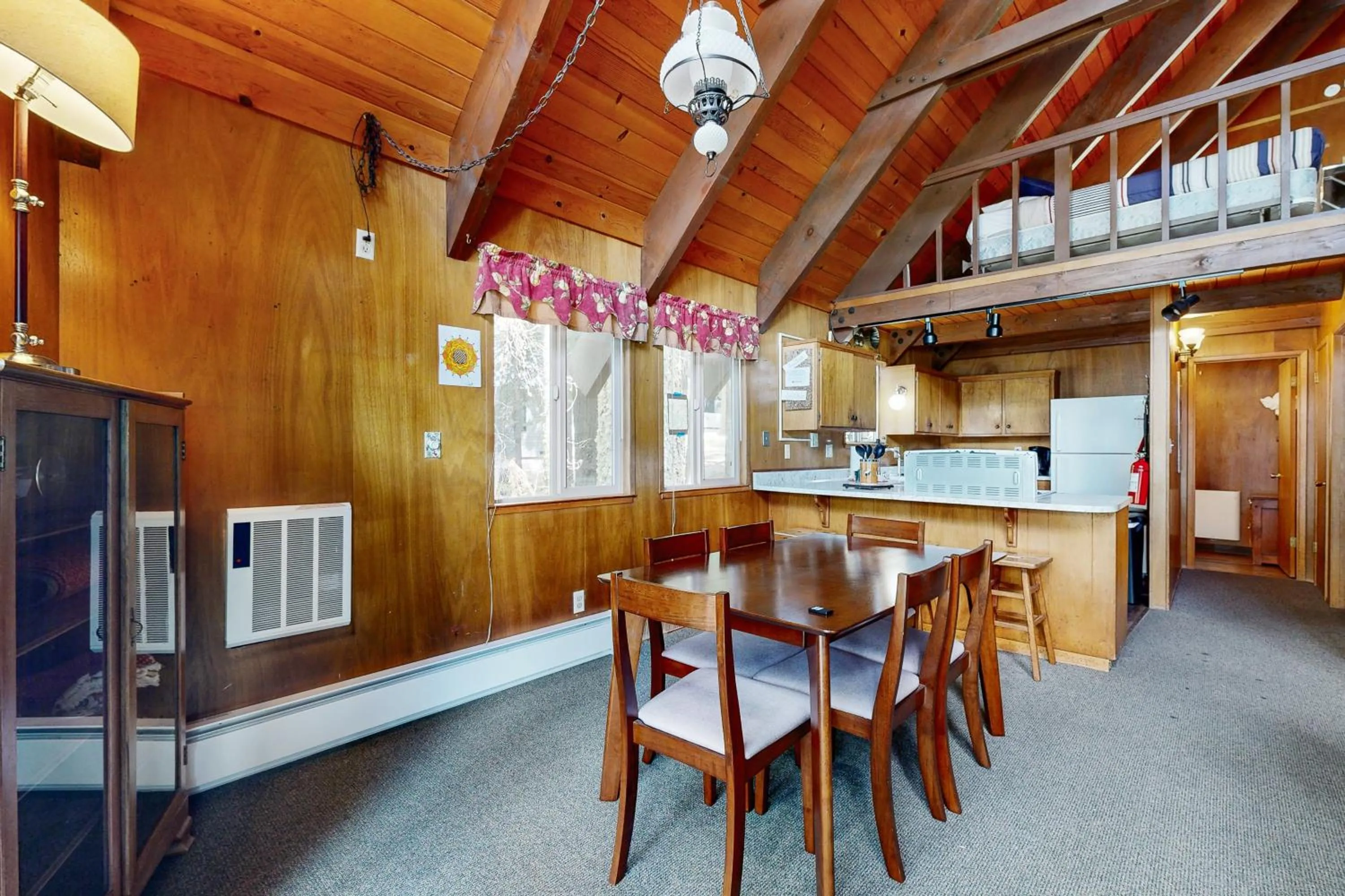 Donner Lakefront Retreat