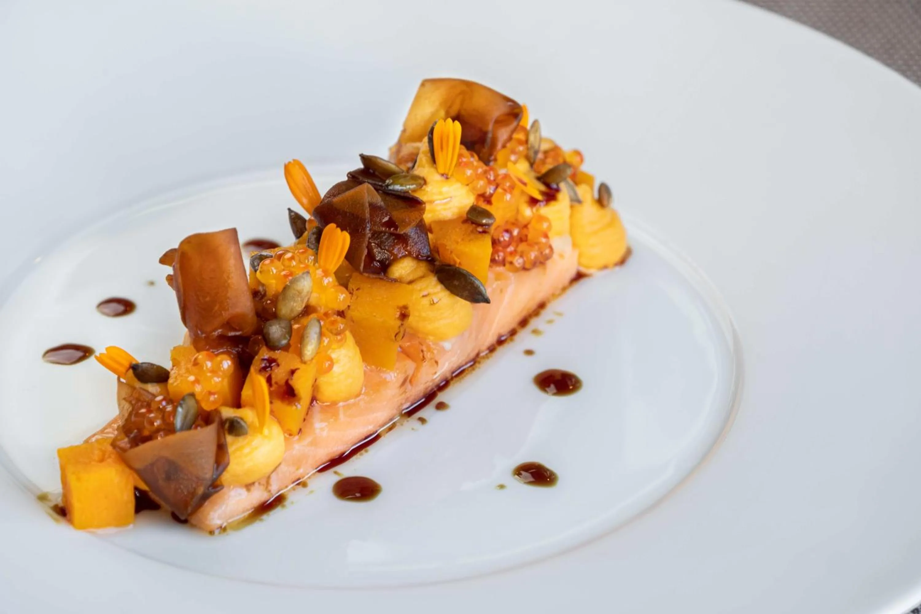 Restaurant/places to eat in Château De Pray