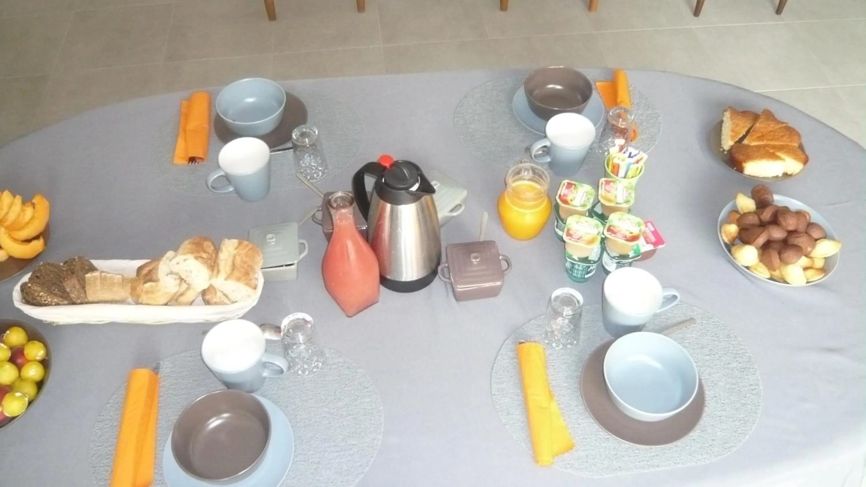 Other in Chambres d'hôtes, B&B climatisées LA BORRELLIENNE