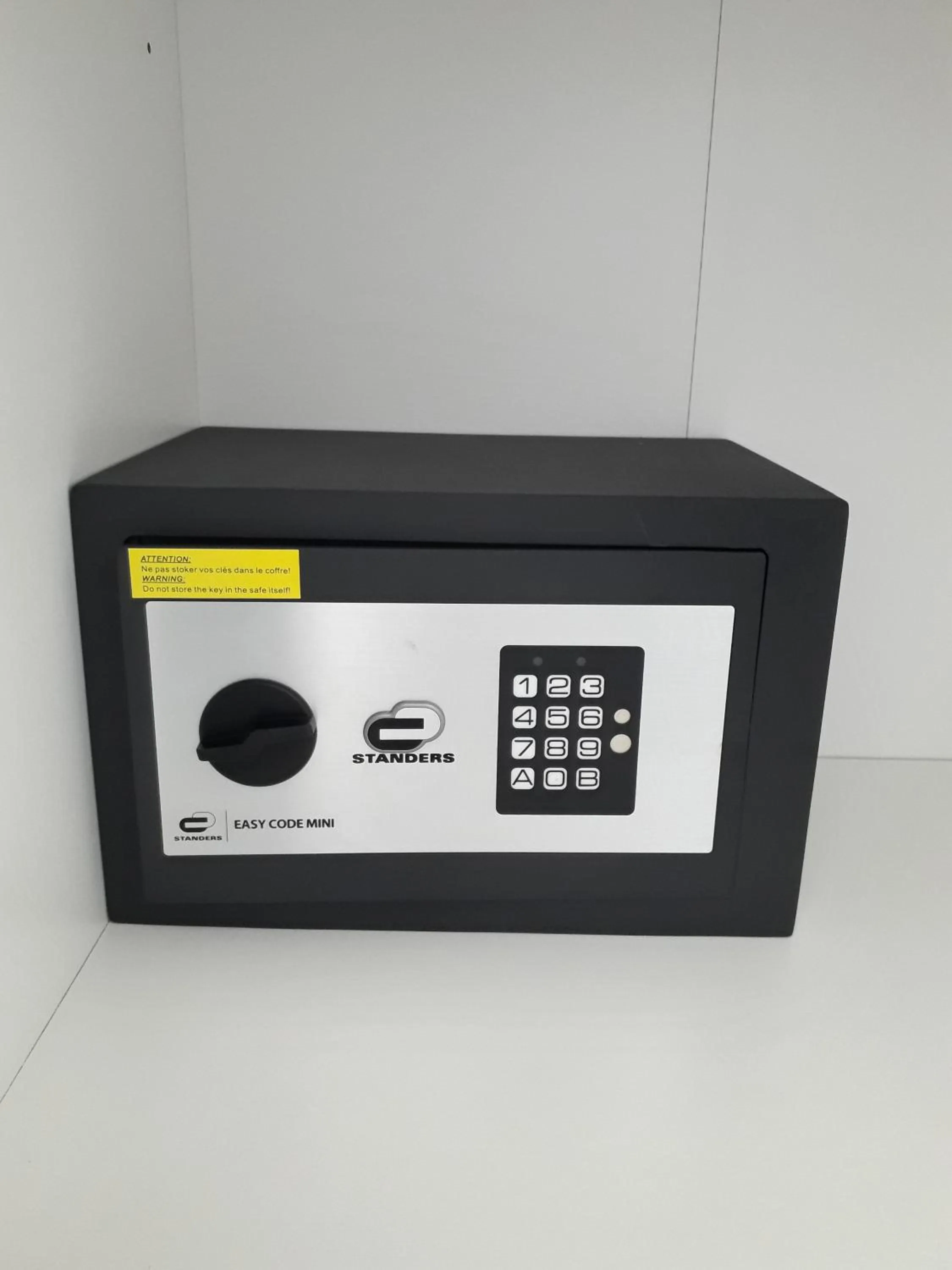 safe in Chambres d'hôtes, B&B climatisées LA BORRELLIENNE