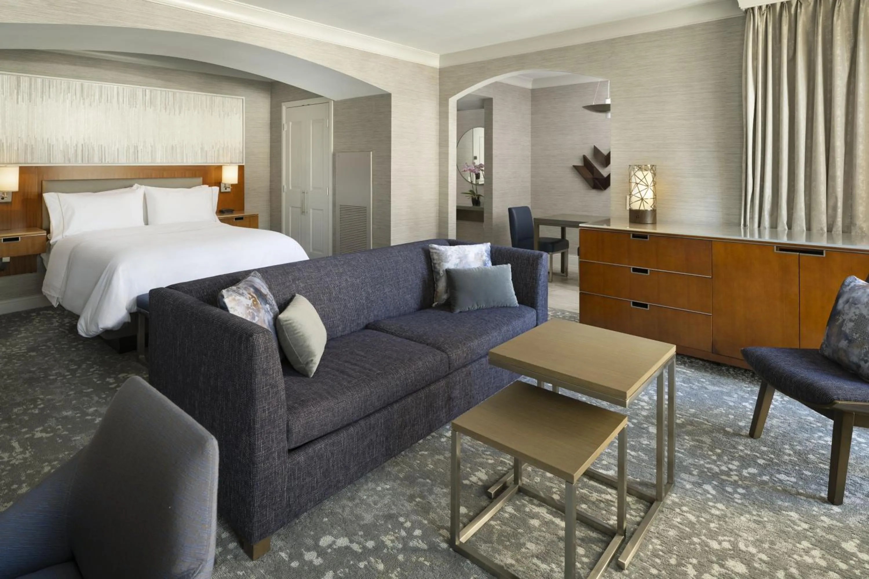 Living room, Bed in The Westin Palo Alto