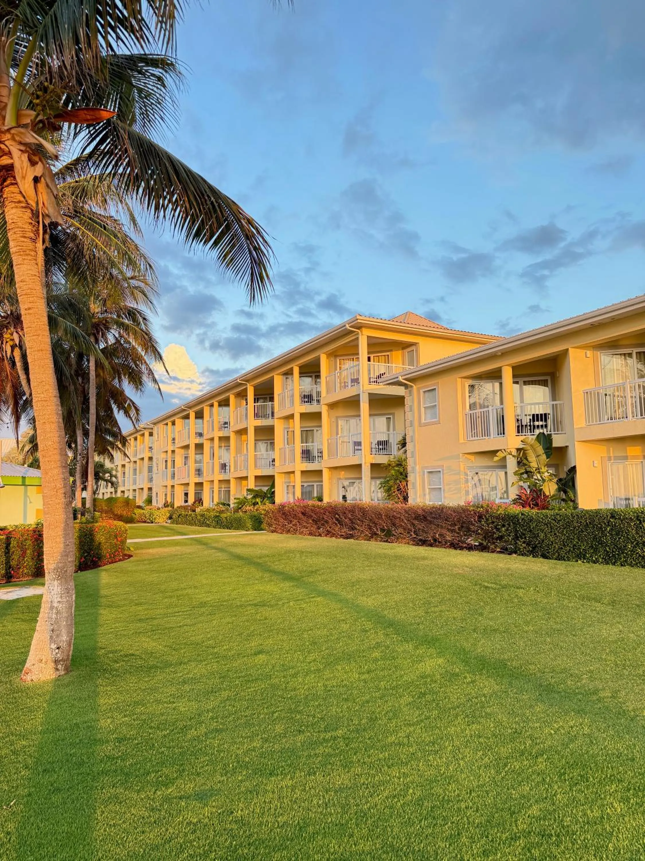 Inner courtyard view in The Grand Caymanian Resort