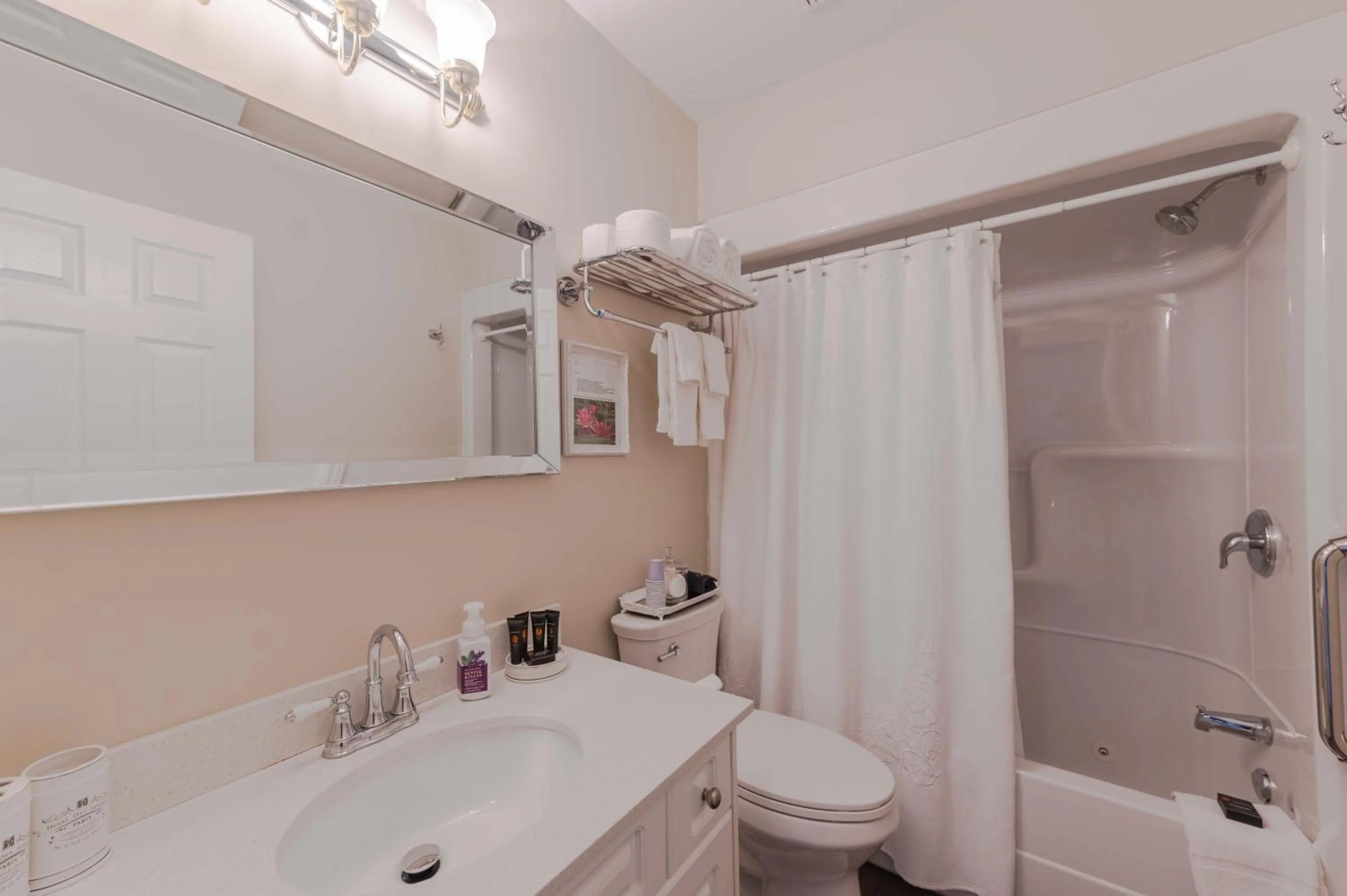 Bathroom in Casa Blanca Boutique Bed & Breakfast