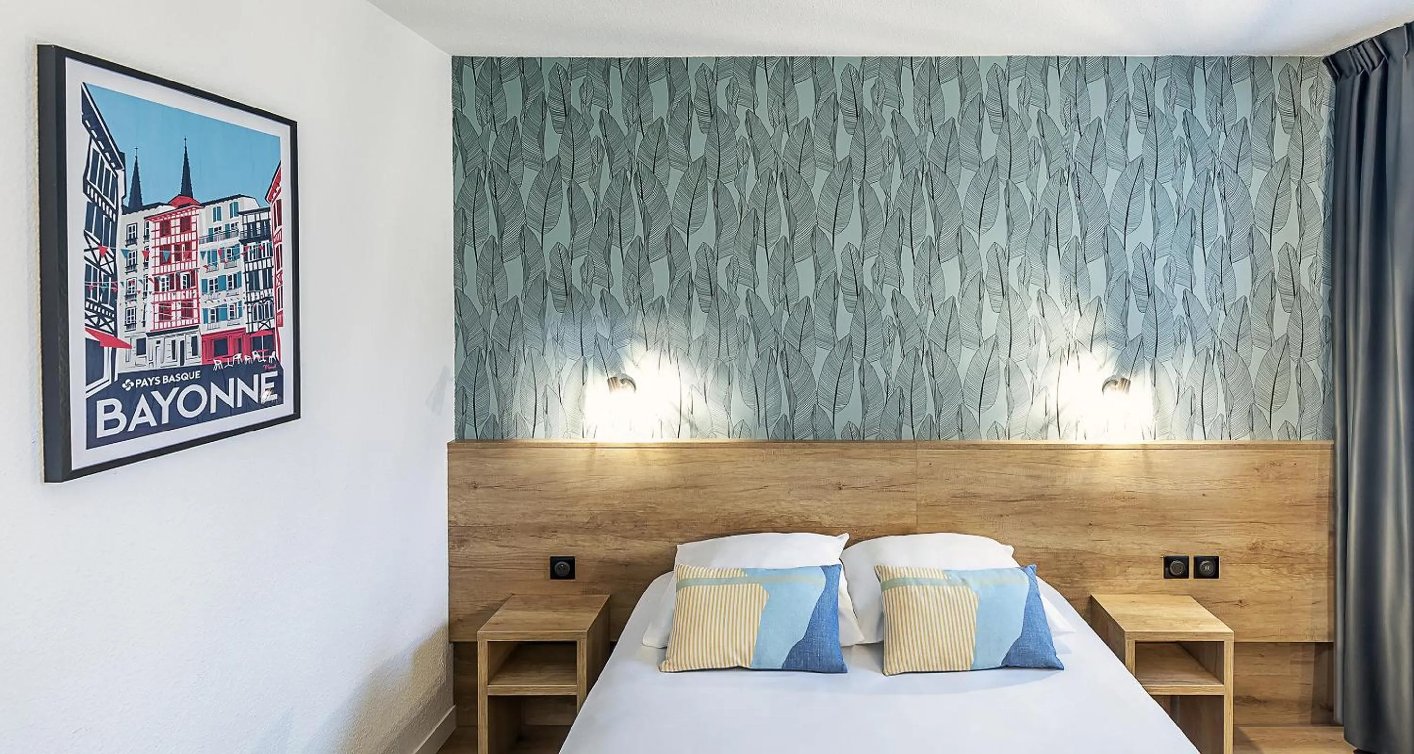 Bed in Ostal Pau Universite - Sure Hotel Collection by Best Western