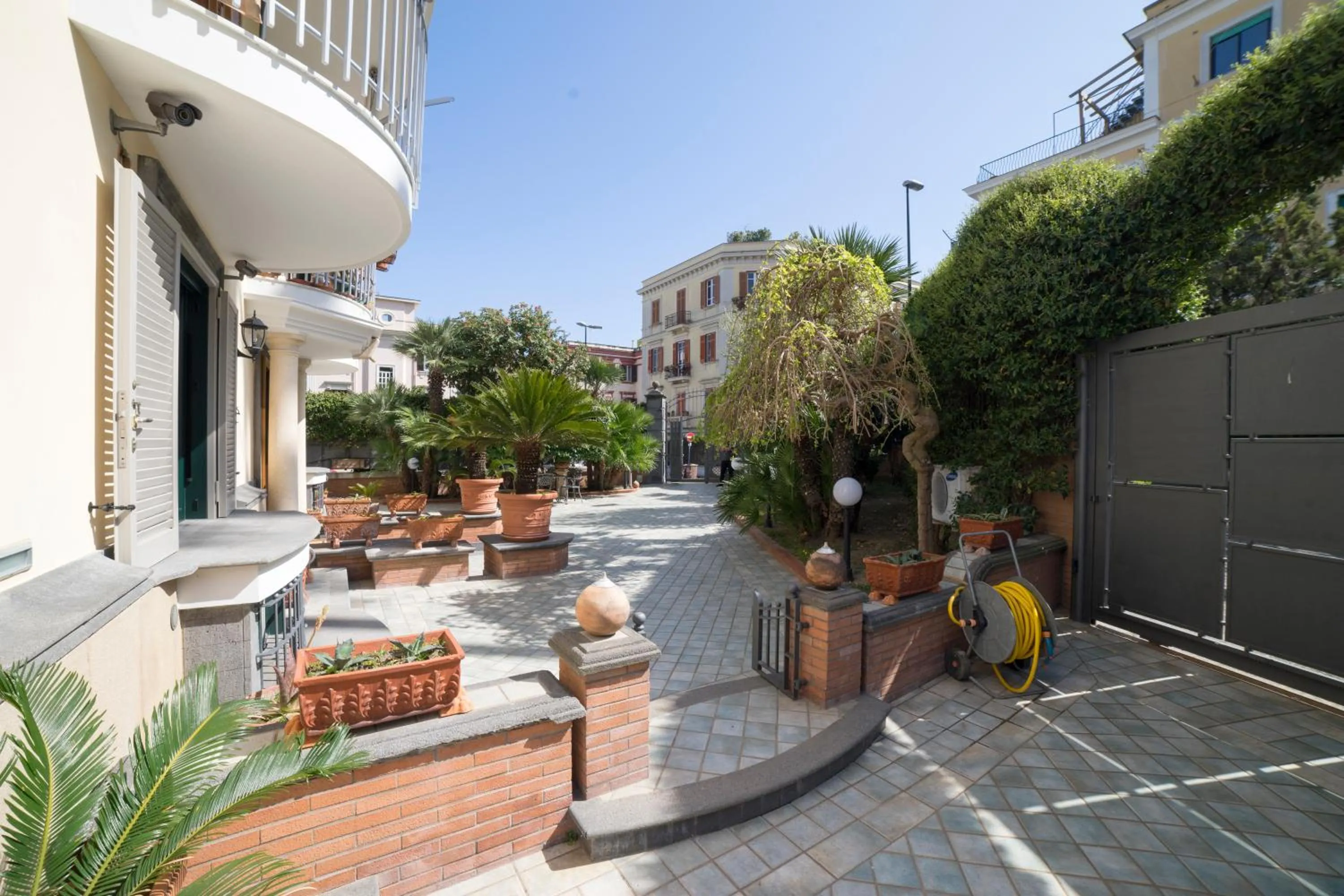 Garden in B&B 'O Sole Mio!