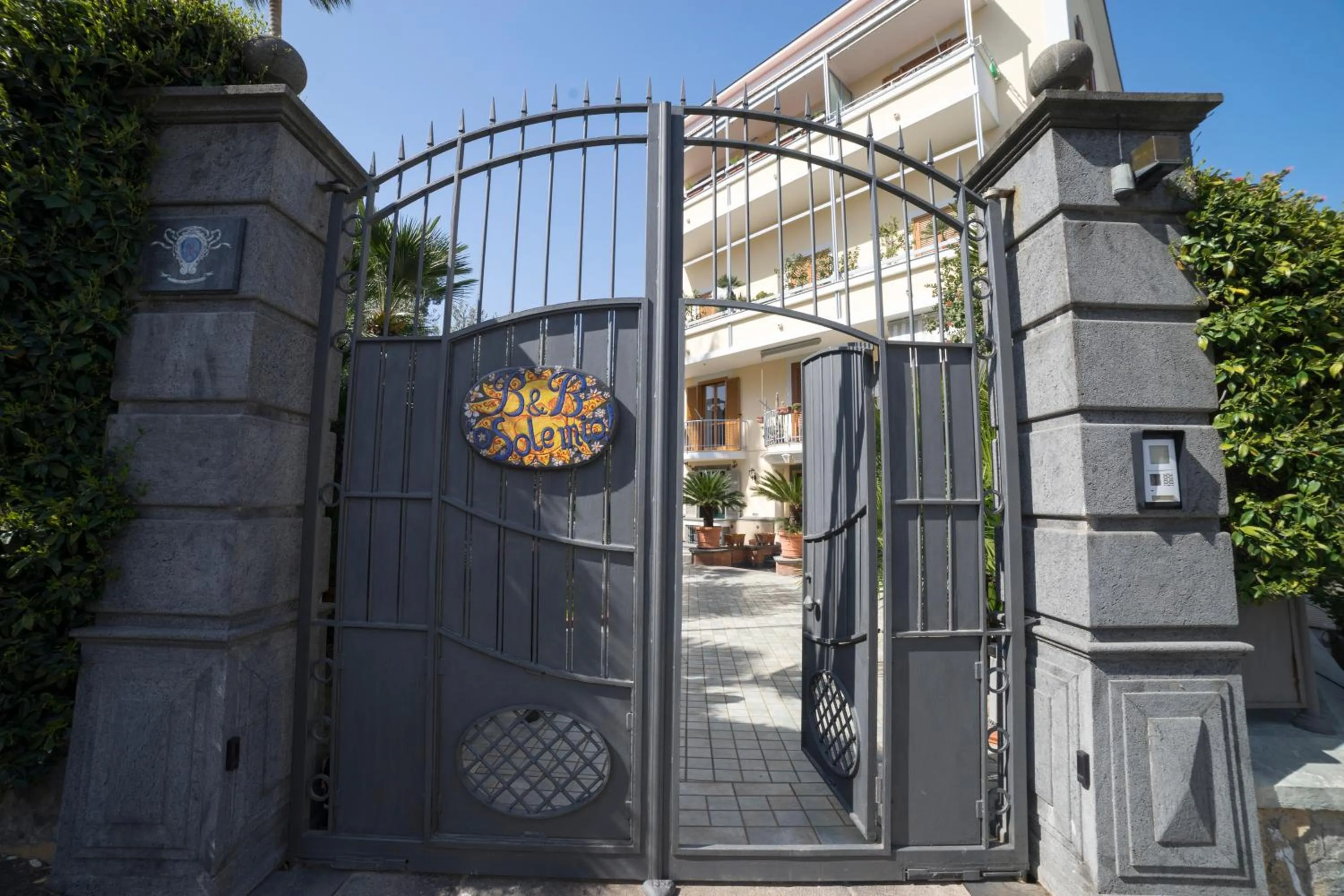 Property building in B&B 'O Sole Mio!