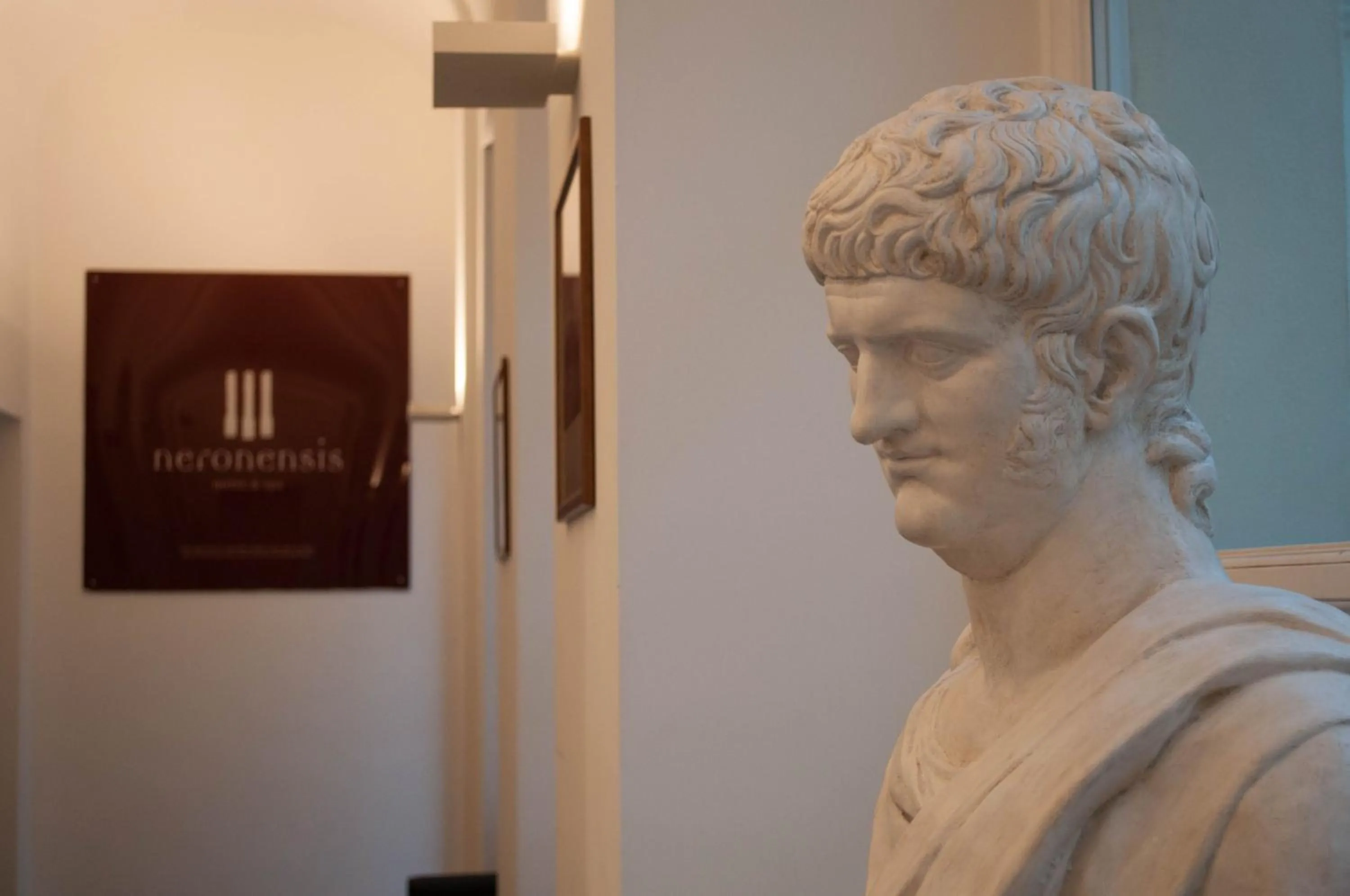 Decorative detail in Hotel Terme Neronensis