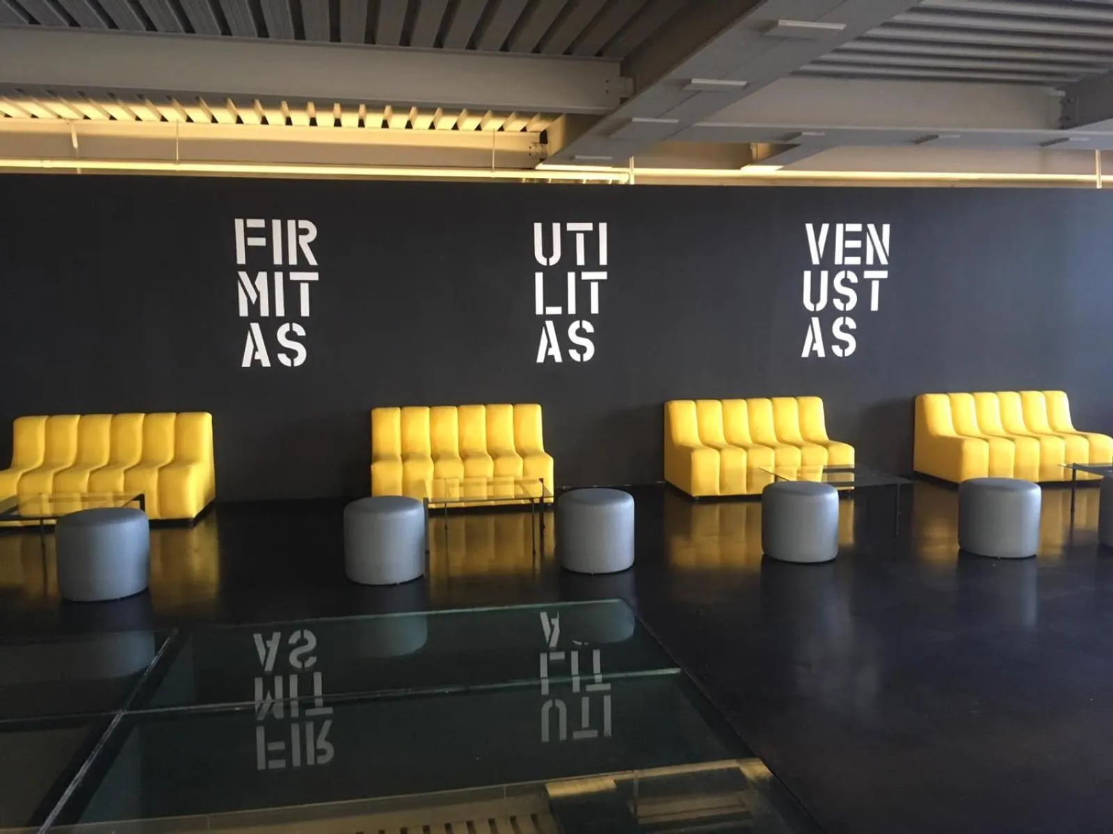 Living room in Hotel Terme Neronensis