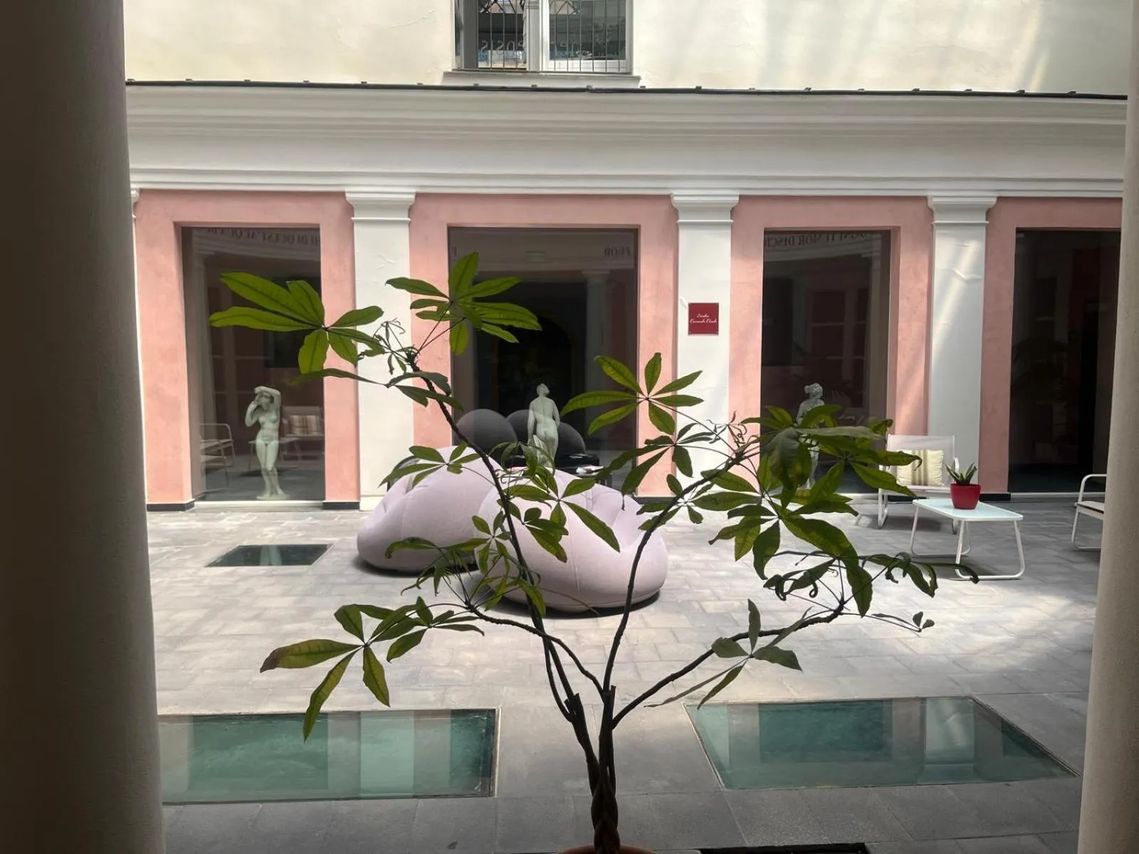 Patio in Hotel Terme Neronensis