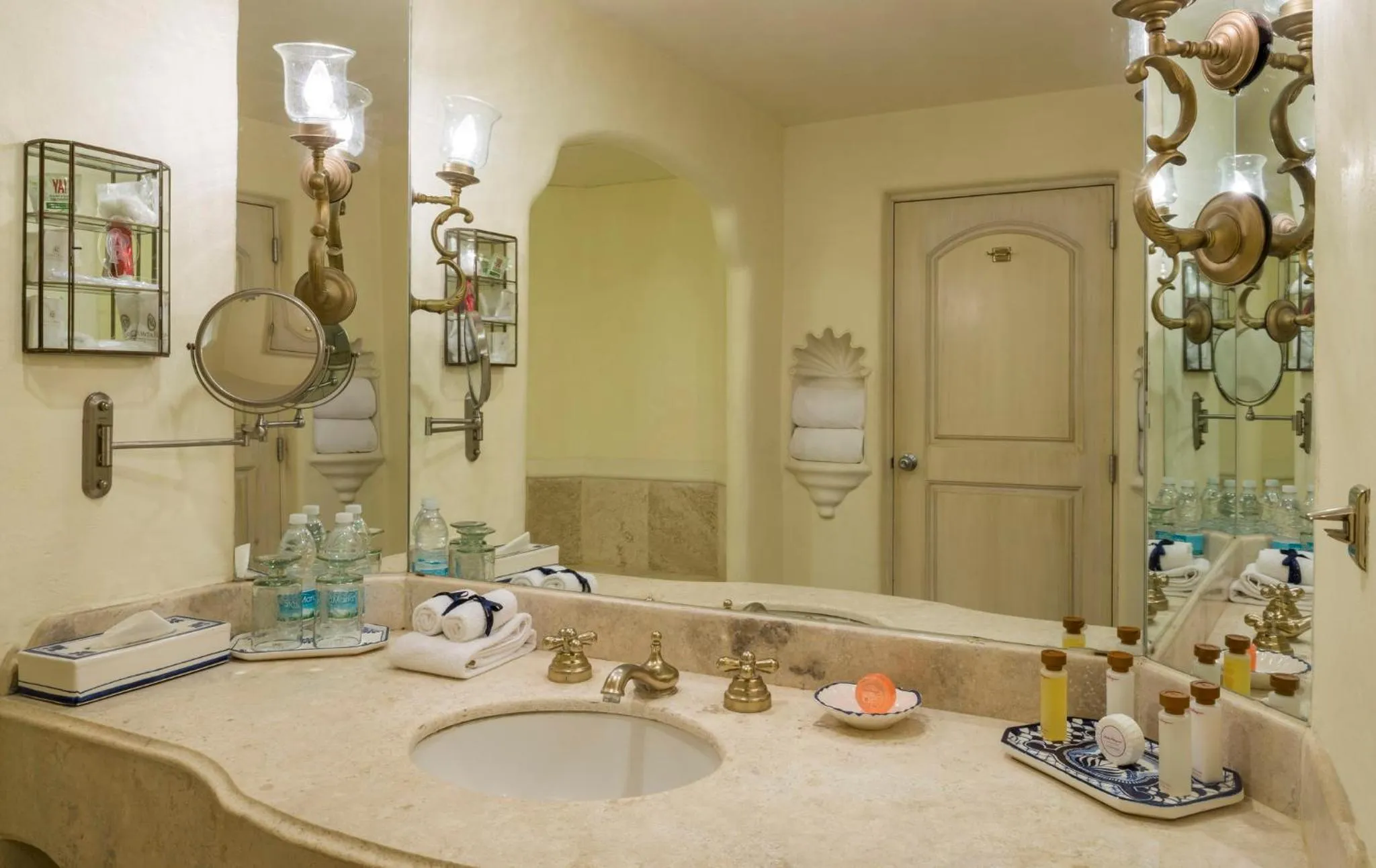 Bathroom in Quinta Real Acapulco