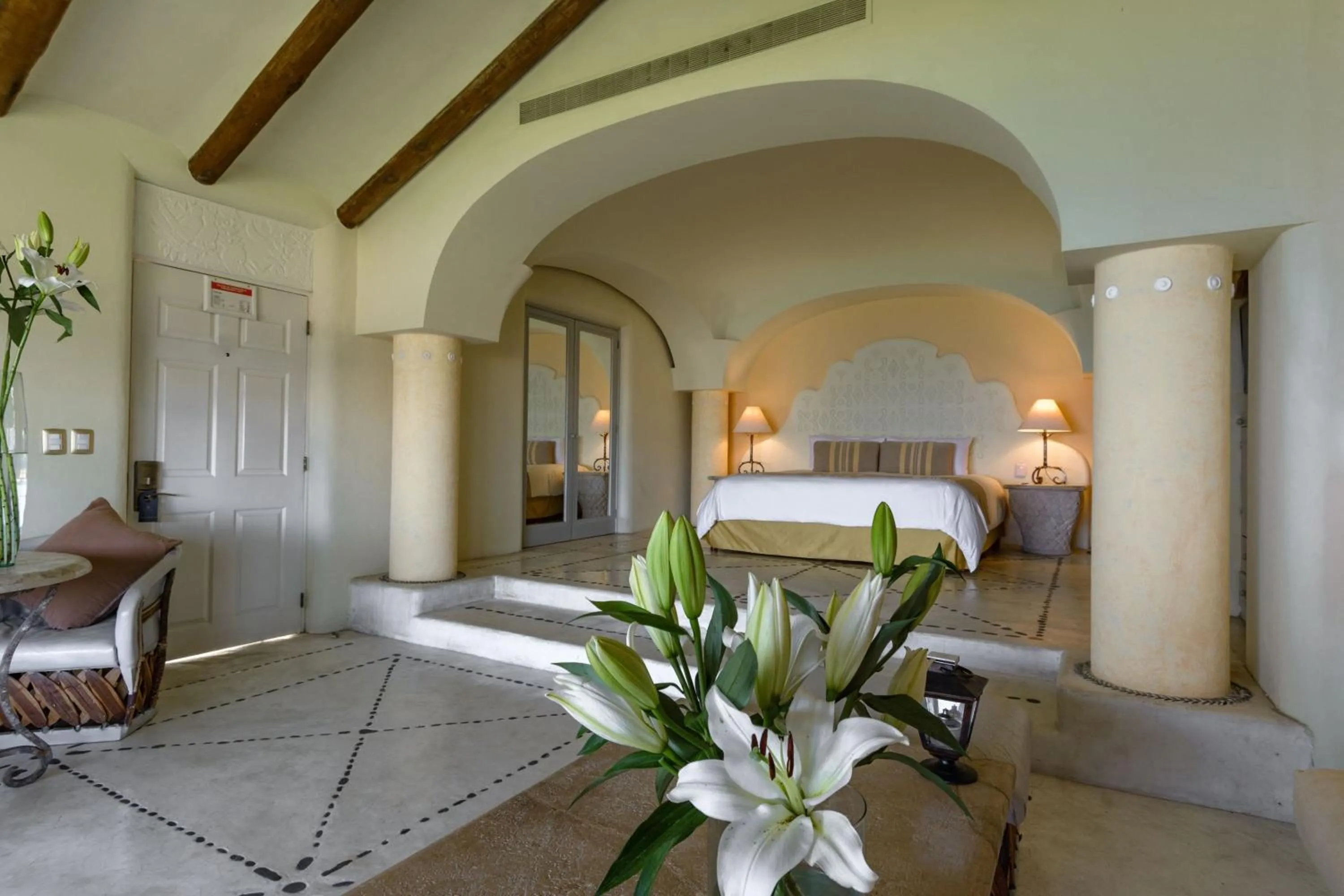 Bedroom, Bed in Quinta Real Huatulco