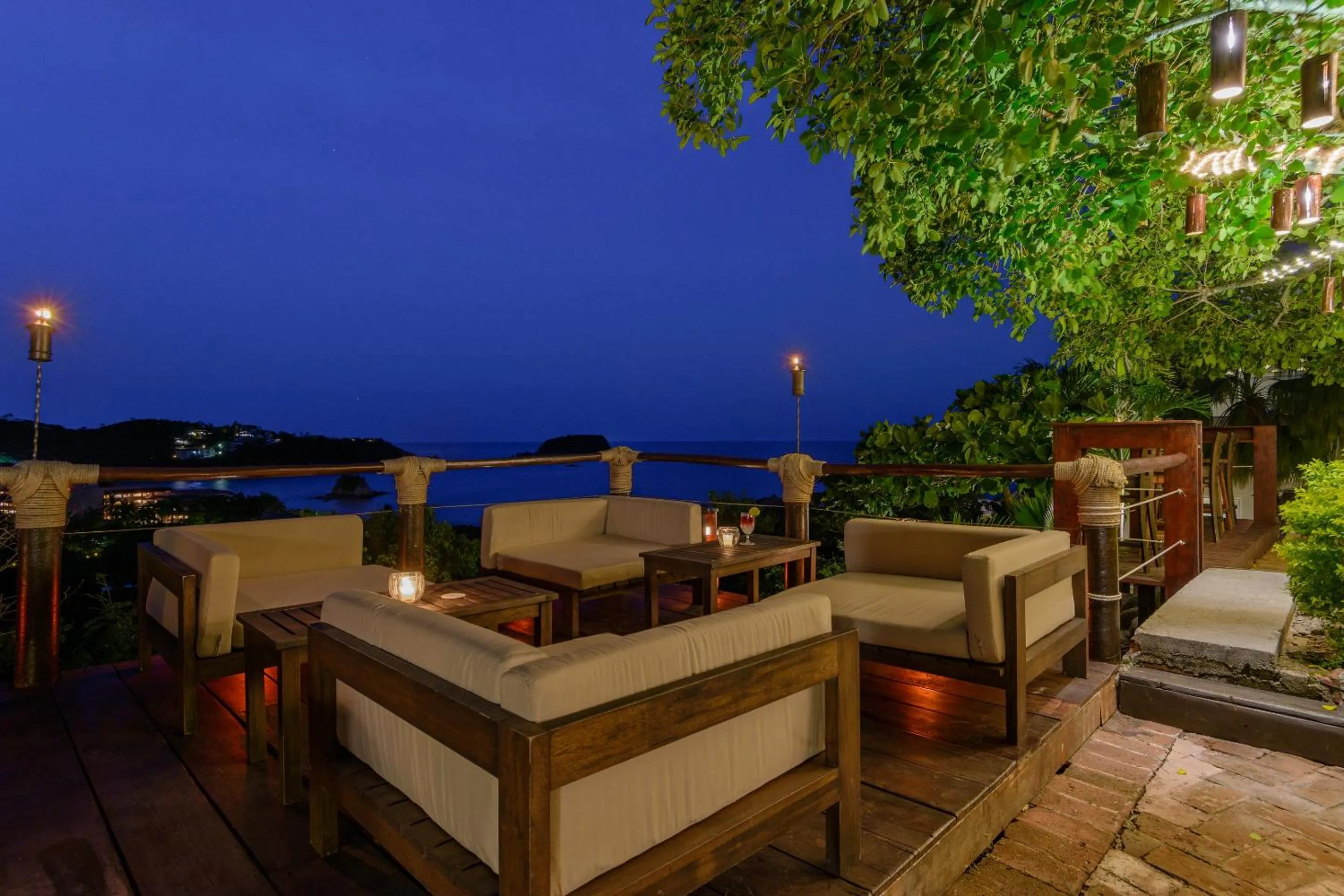 Lounge or bar in Quinta Real Huatulco