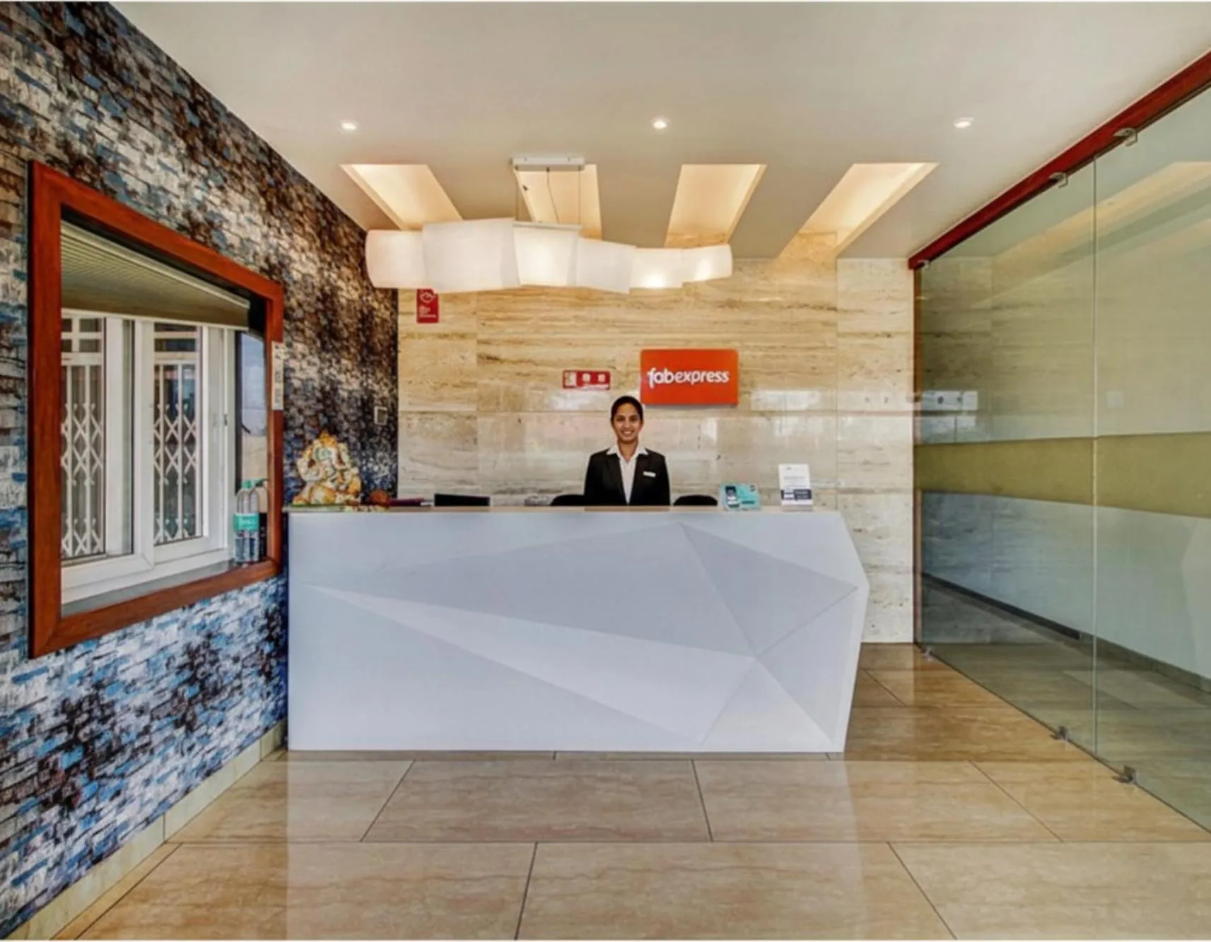 Lobby or reception in FabHotel Naman Palace