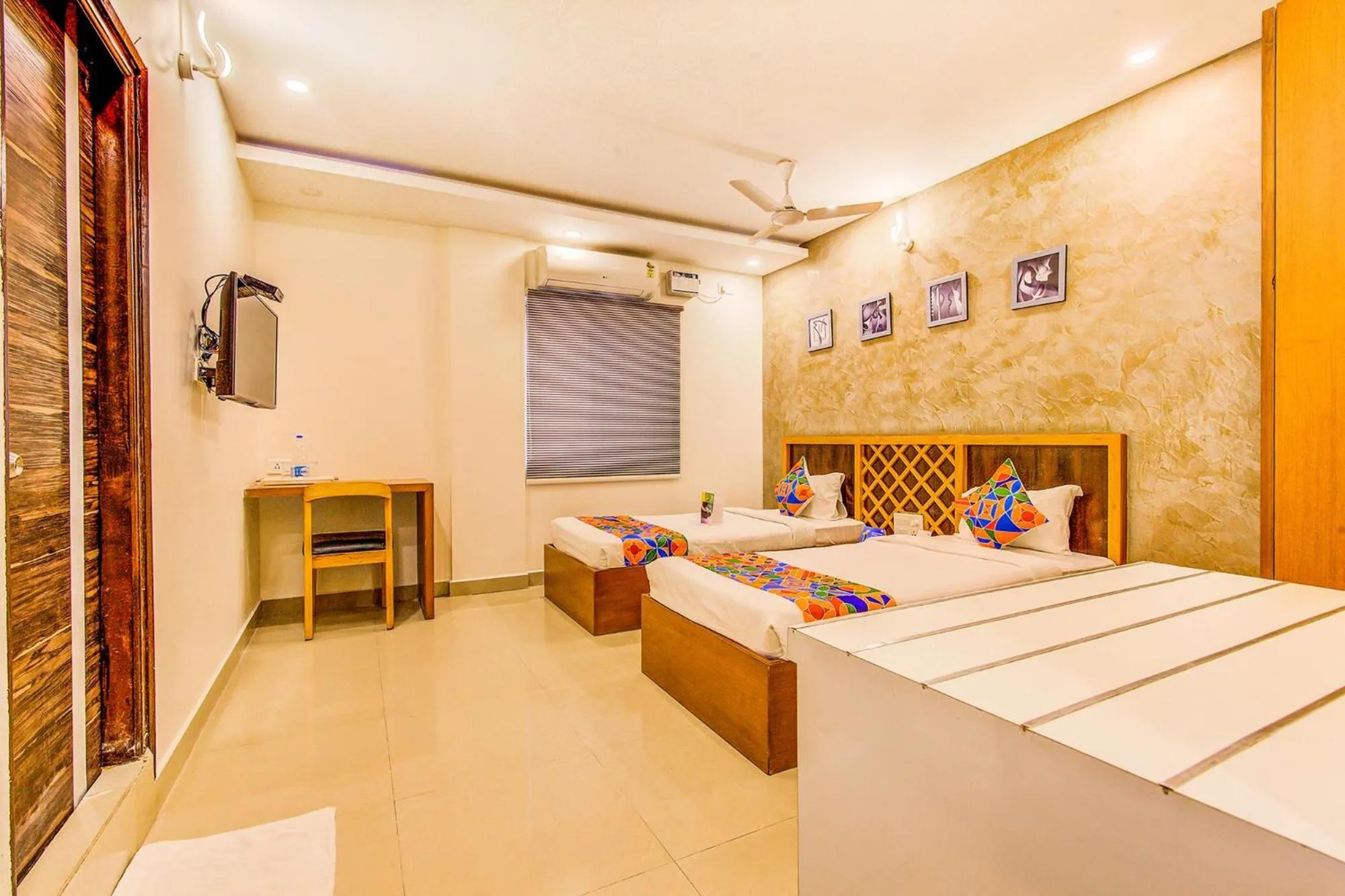 Bed in FabExpress Mayuri Residency - Marathahalli