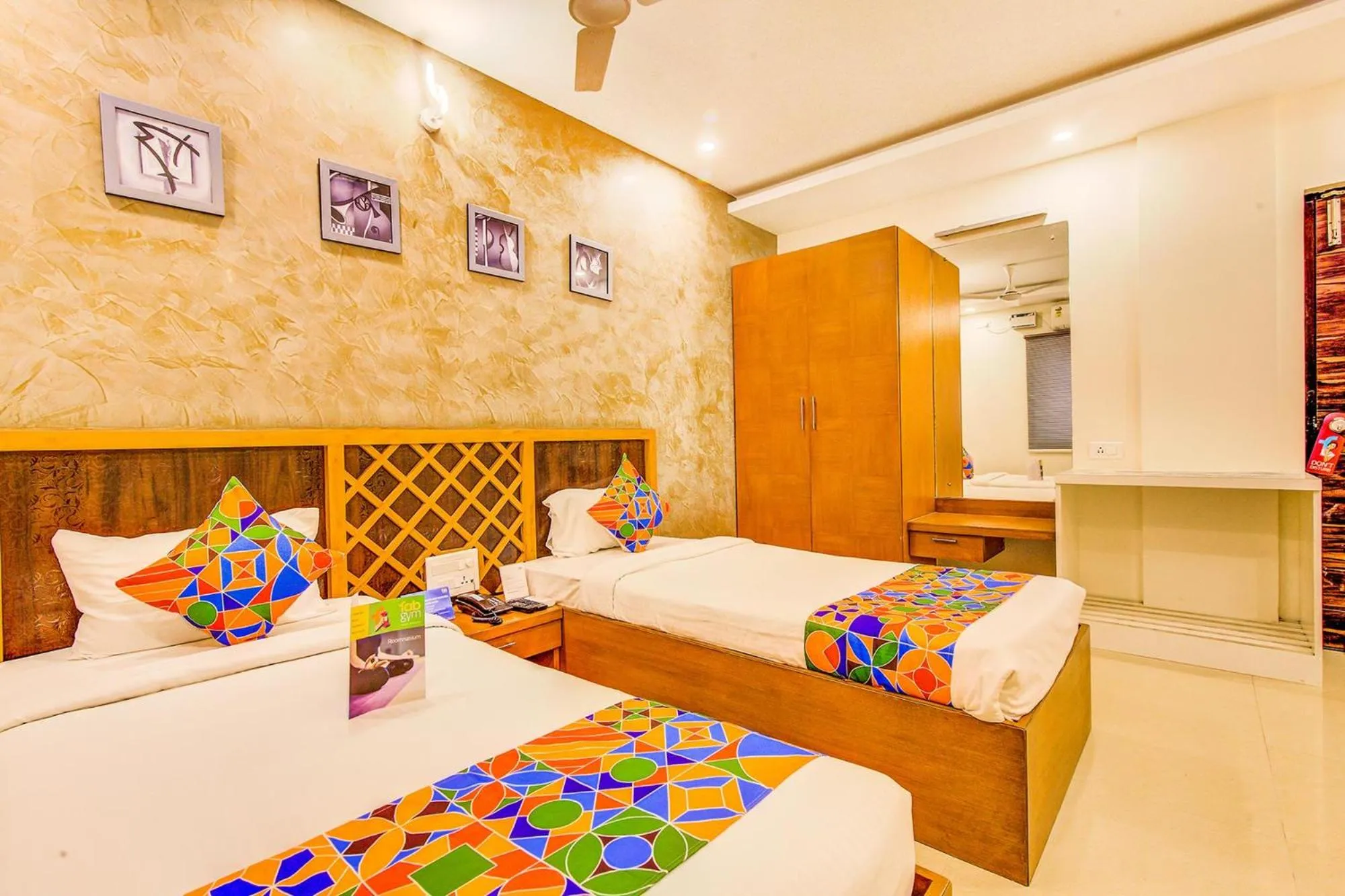 Bed in FabExpress Mayuri Residency - Marathahalli