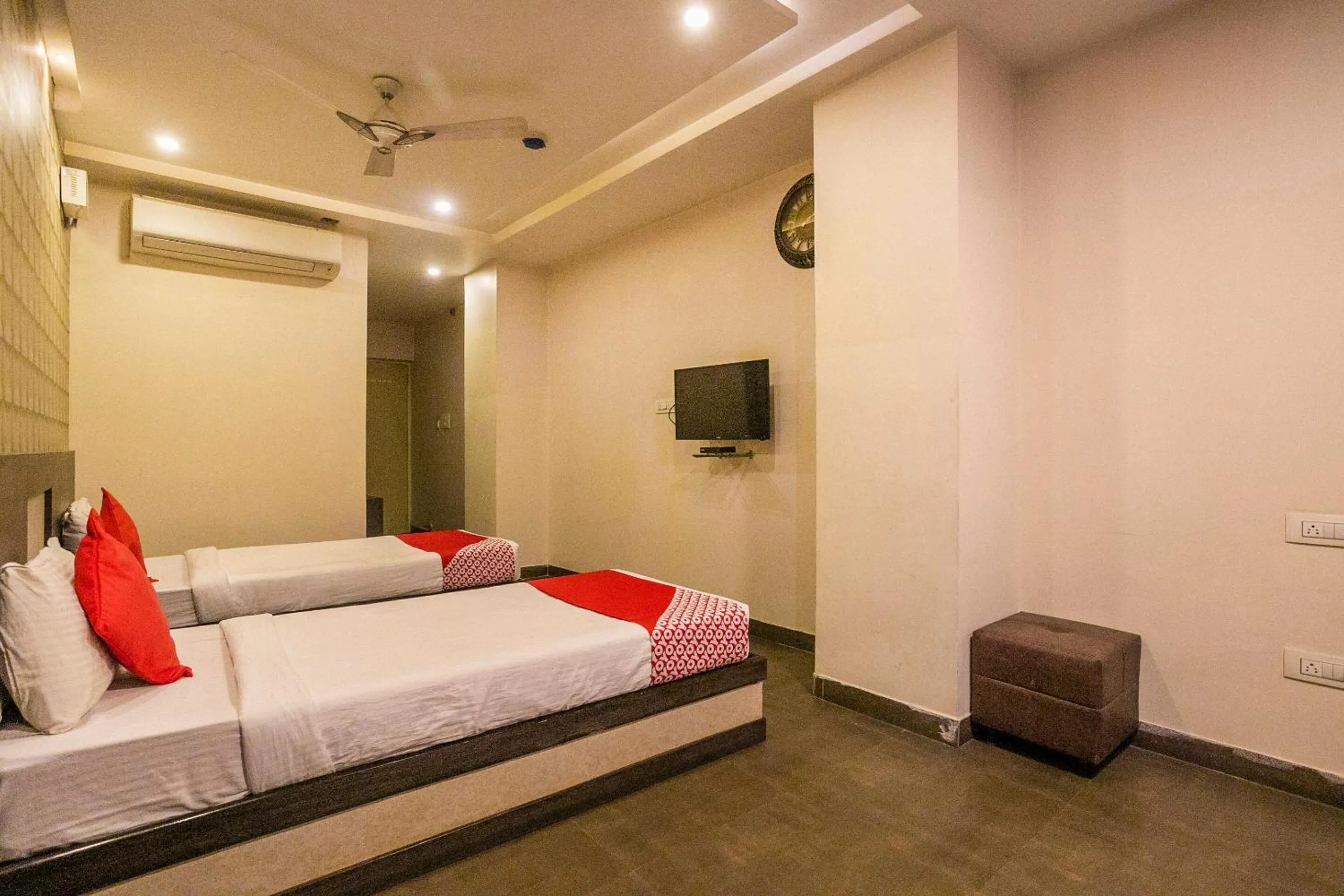 Bedroom, Bed in Collection O Indian Suites Near Sitara Restaurant