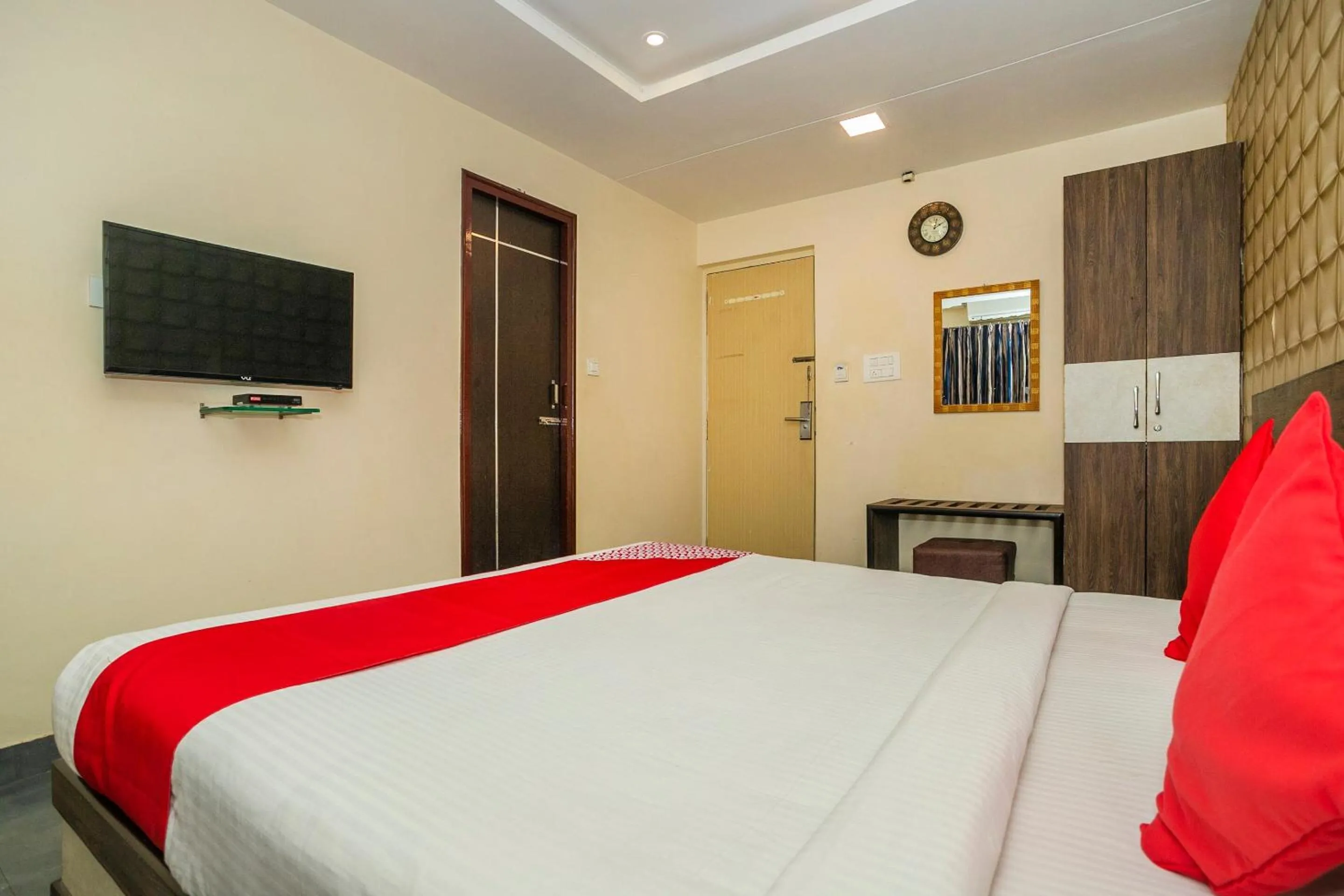 Bedroom, Bed in Collection O Indian Suites Near Sitara Restaurant